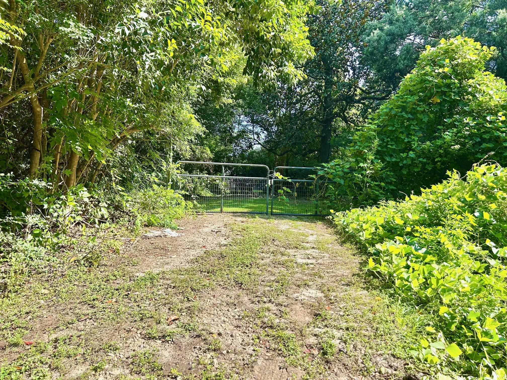 685 E Washington Street