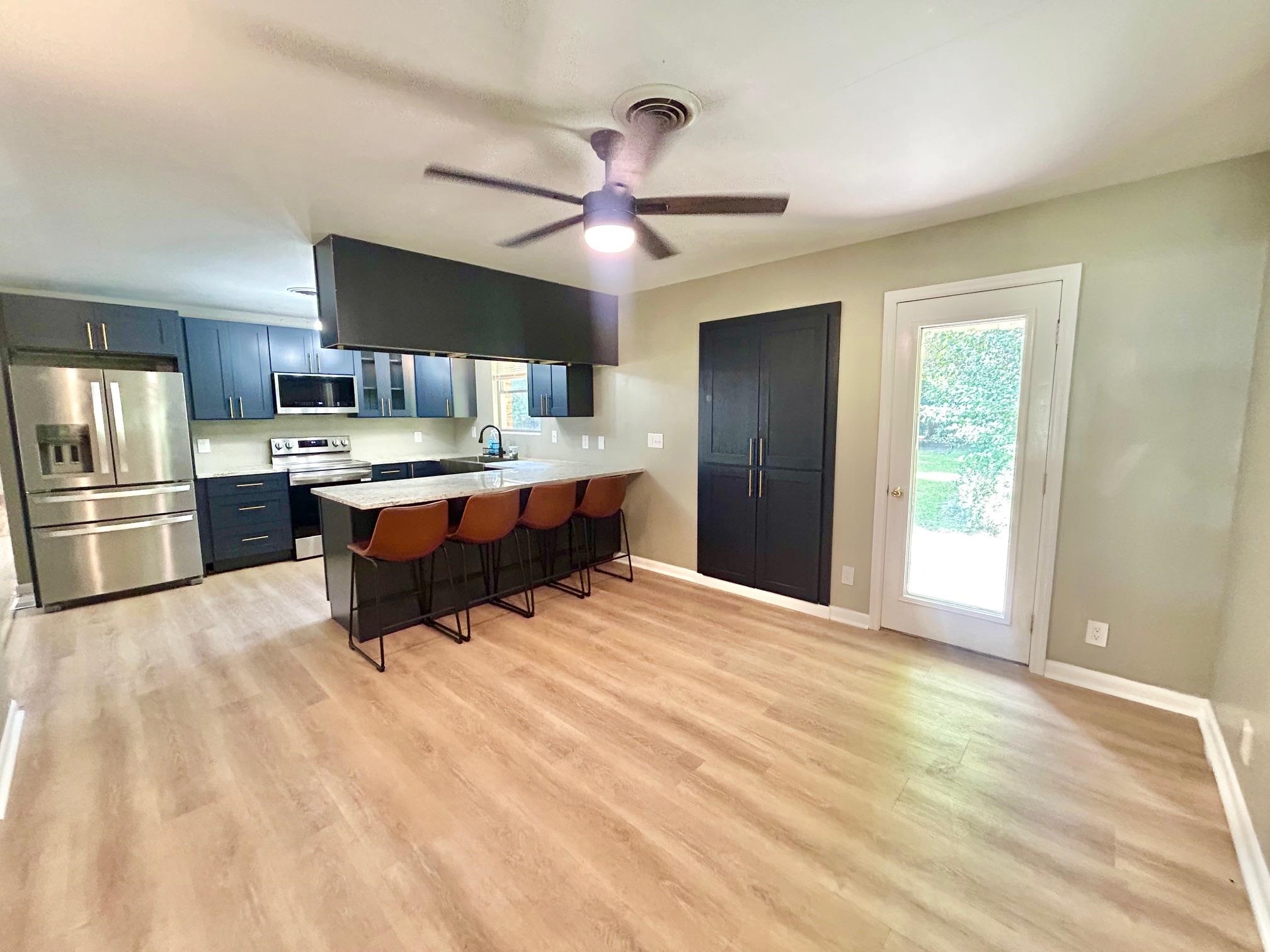 685 E Washington Street