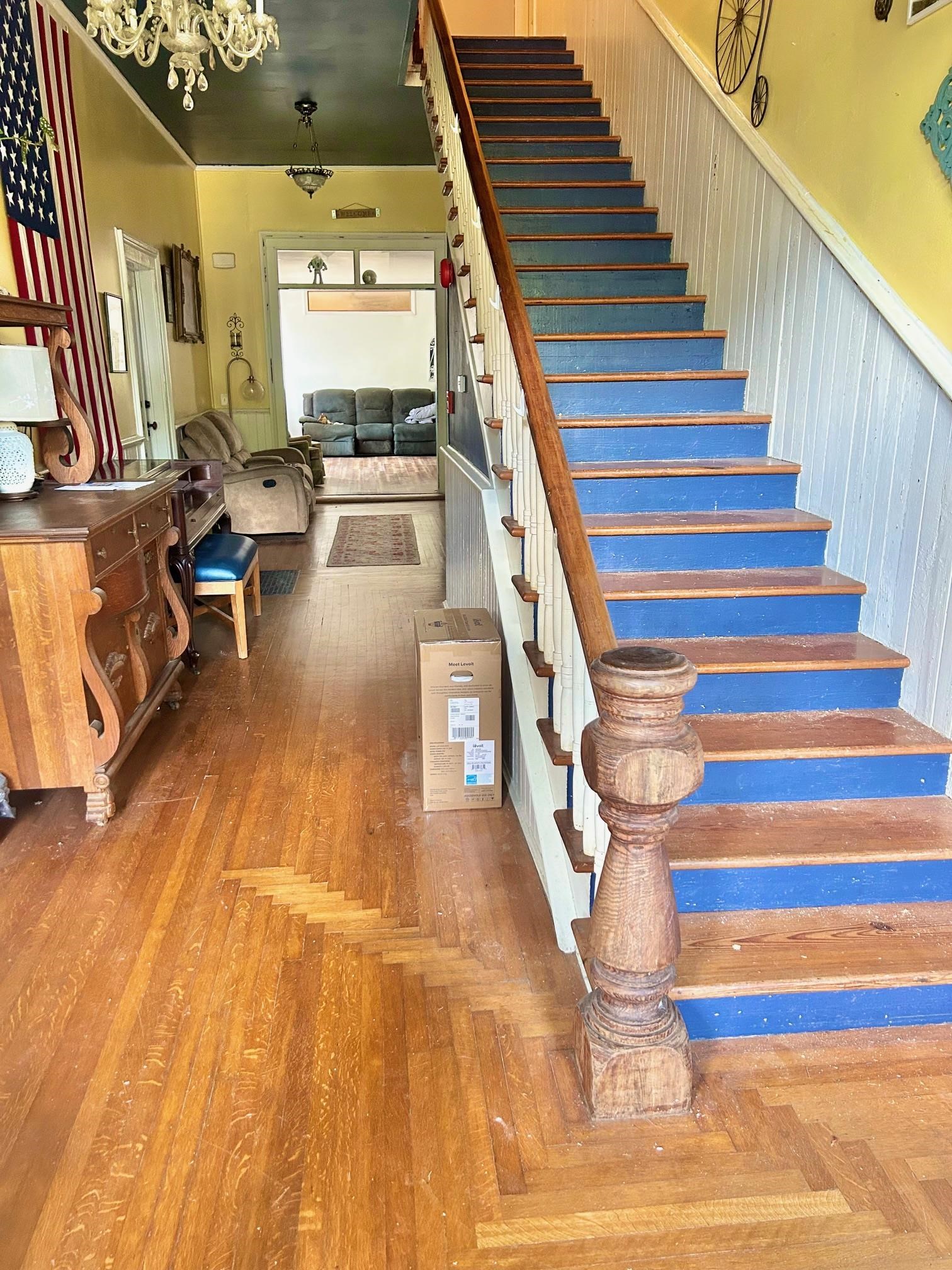 625 E Washington Street Unit: -