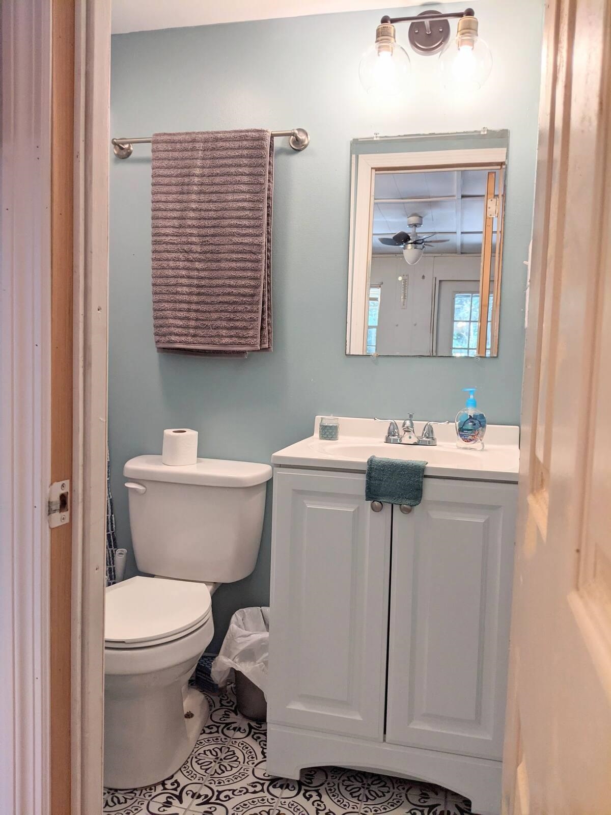 625 E Washington Street Unit: -