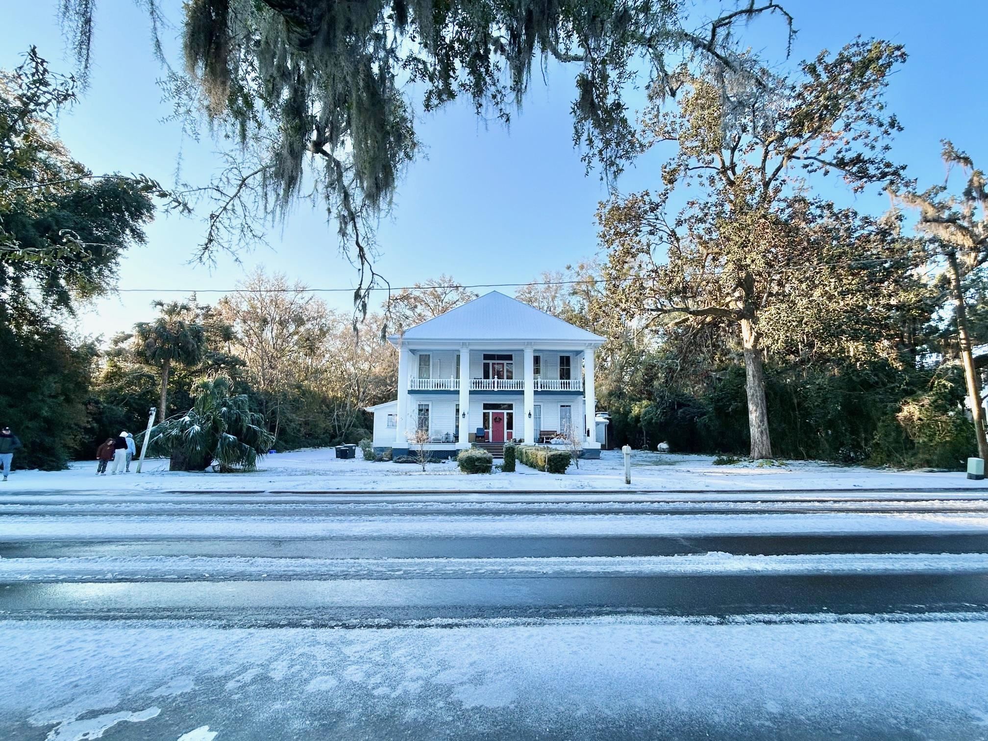 625 E Washington Street Unit: -