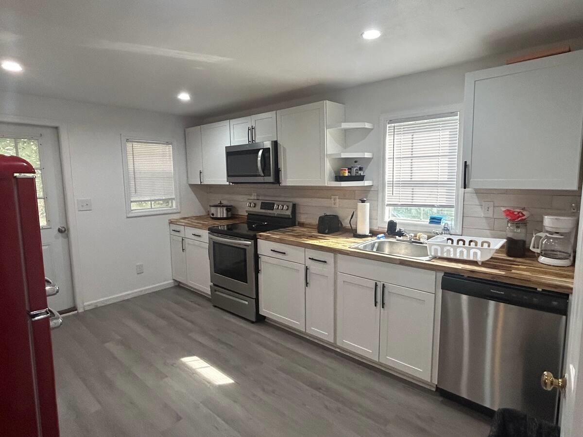 625 E Washington Street Unit: -