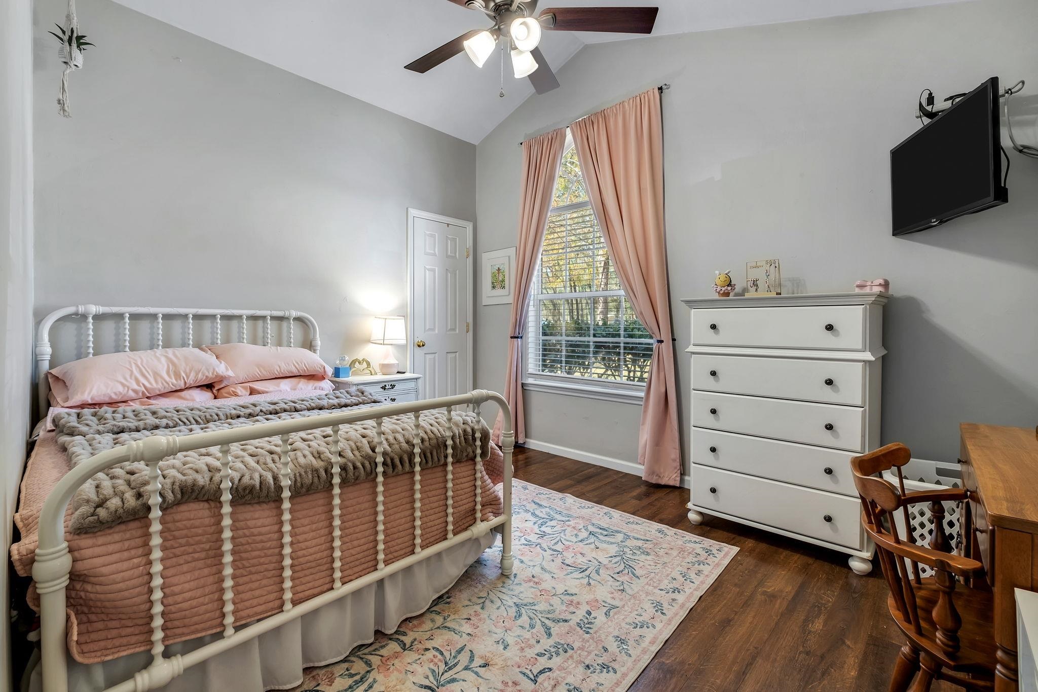 3463 Hawks Hill Trail