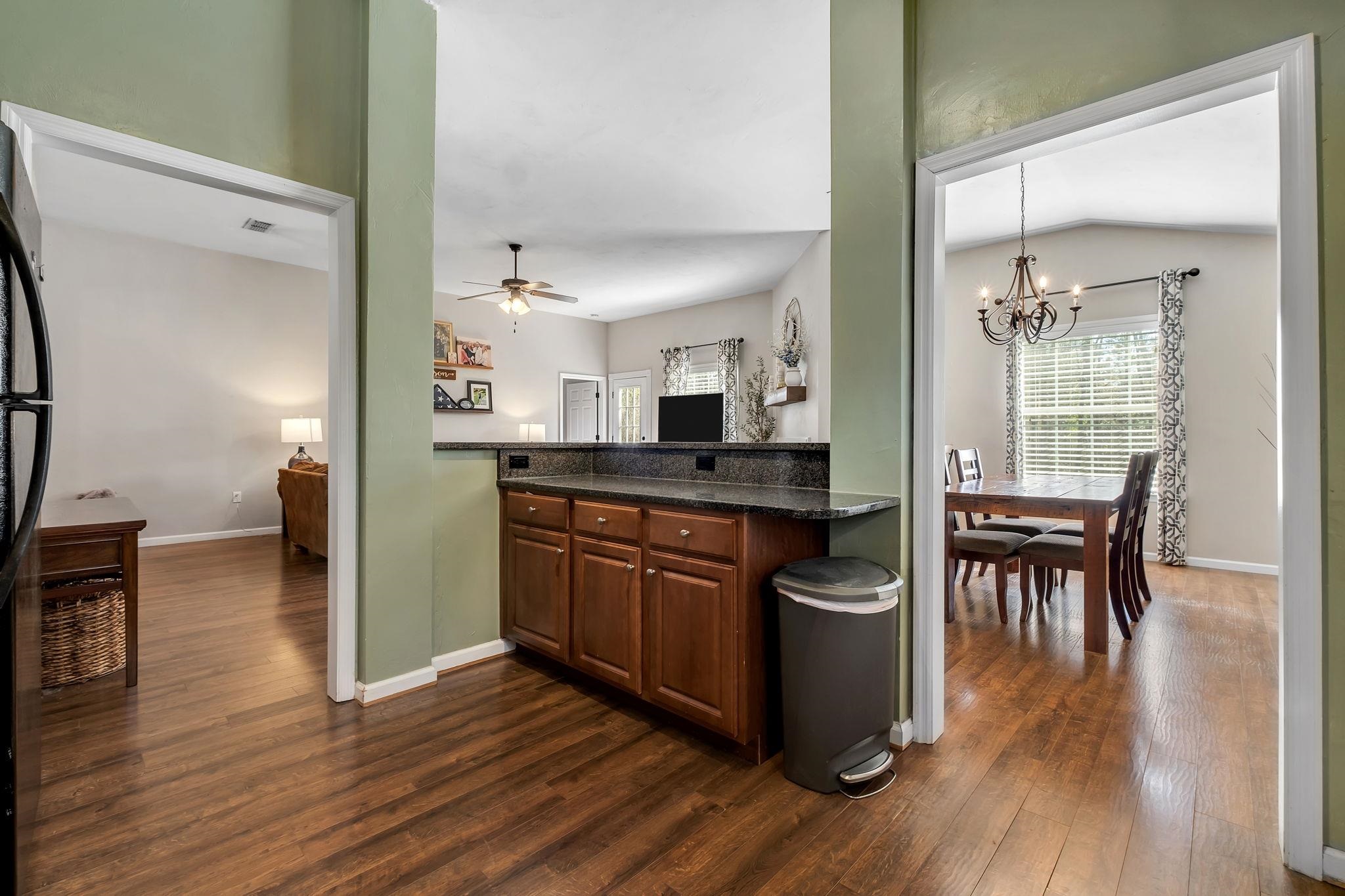 3463 Hawks Hill Trail