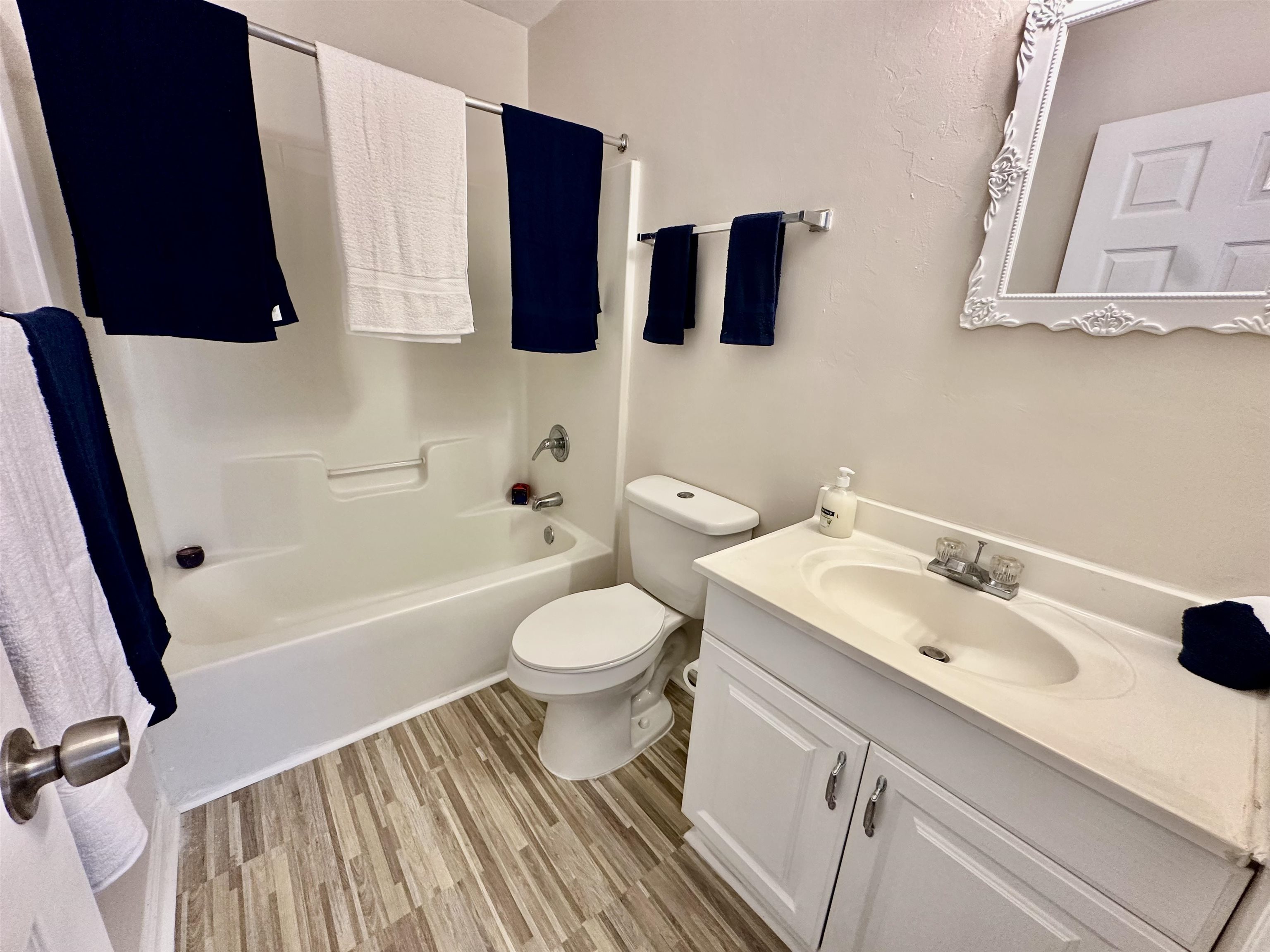 3178 N Ridge Unit: 1 & 2