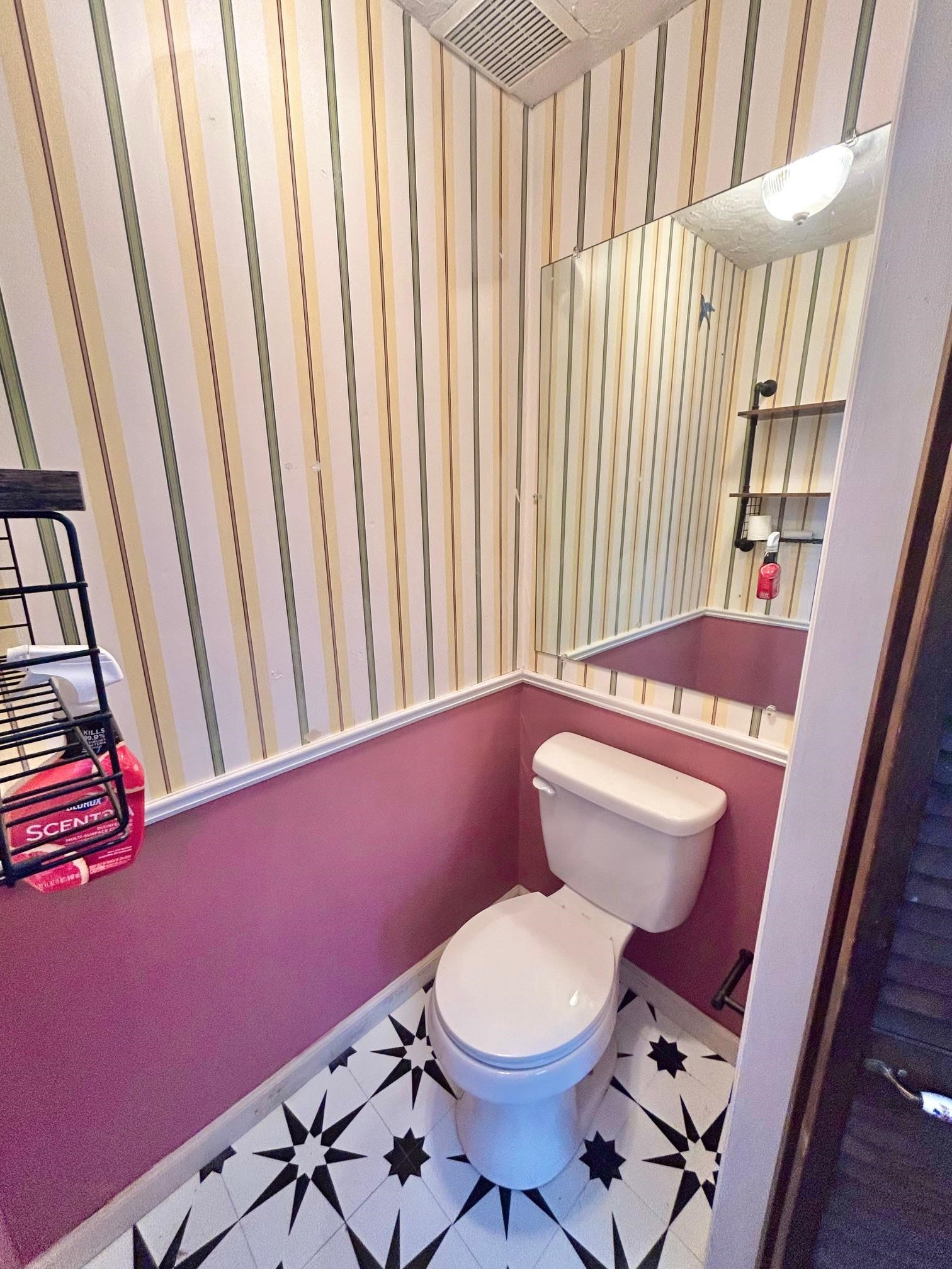 625 E WASHINGTON Street