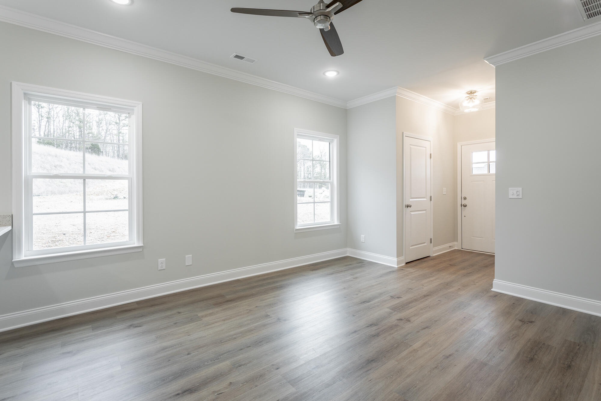 347 NE Bellingham Drive, 33d