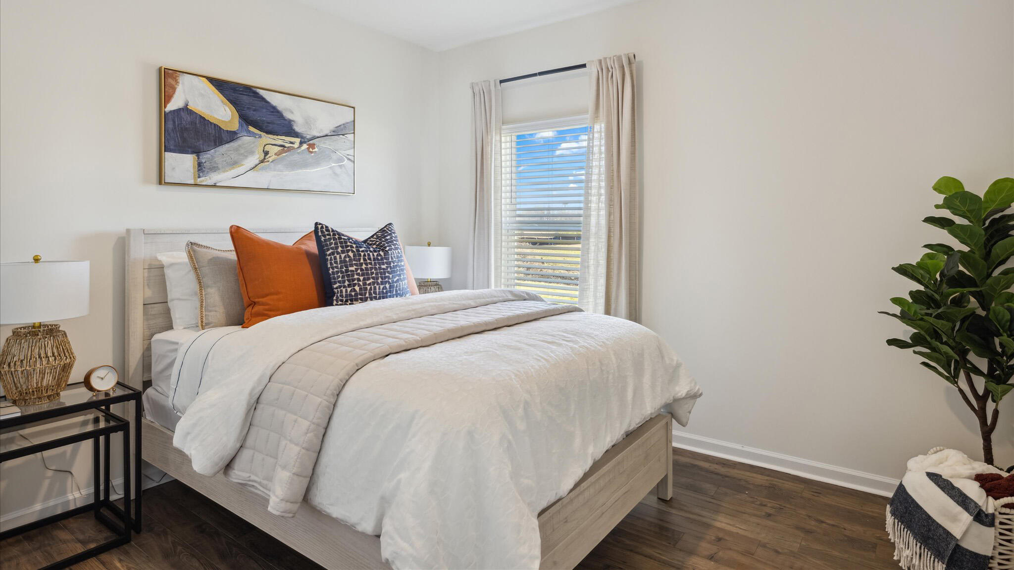 4213 Lone Oak Circle Ne