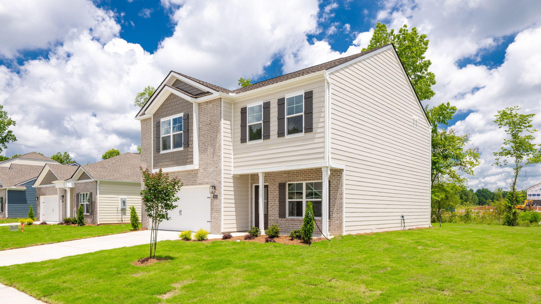 2043 Fairview Hills Drive Ne