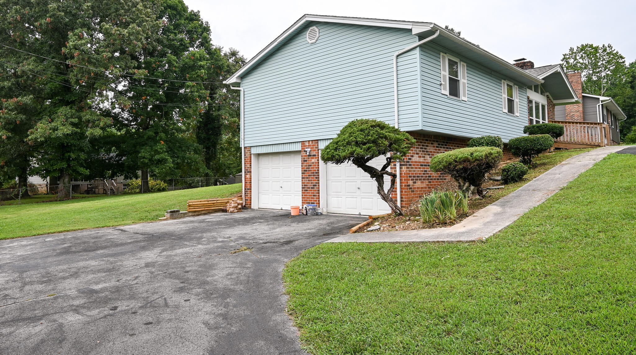 1407 Asterwood Lane, NW