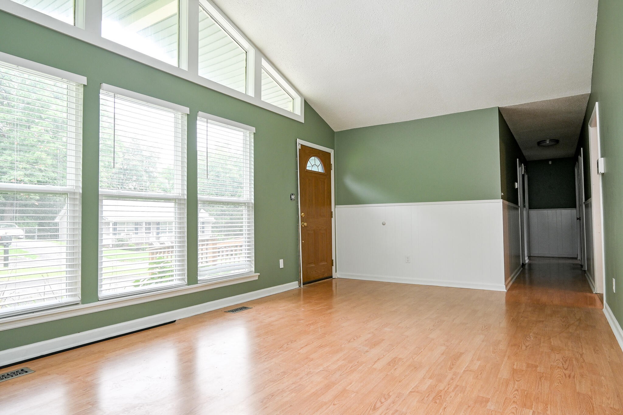 1407 Asterwood Lane, NW