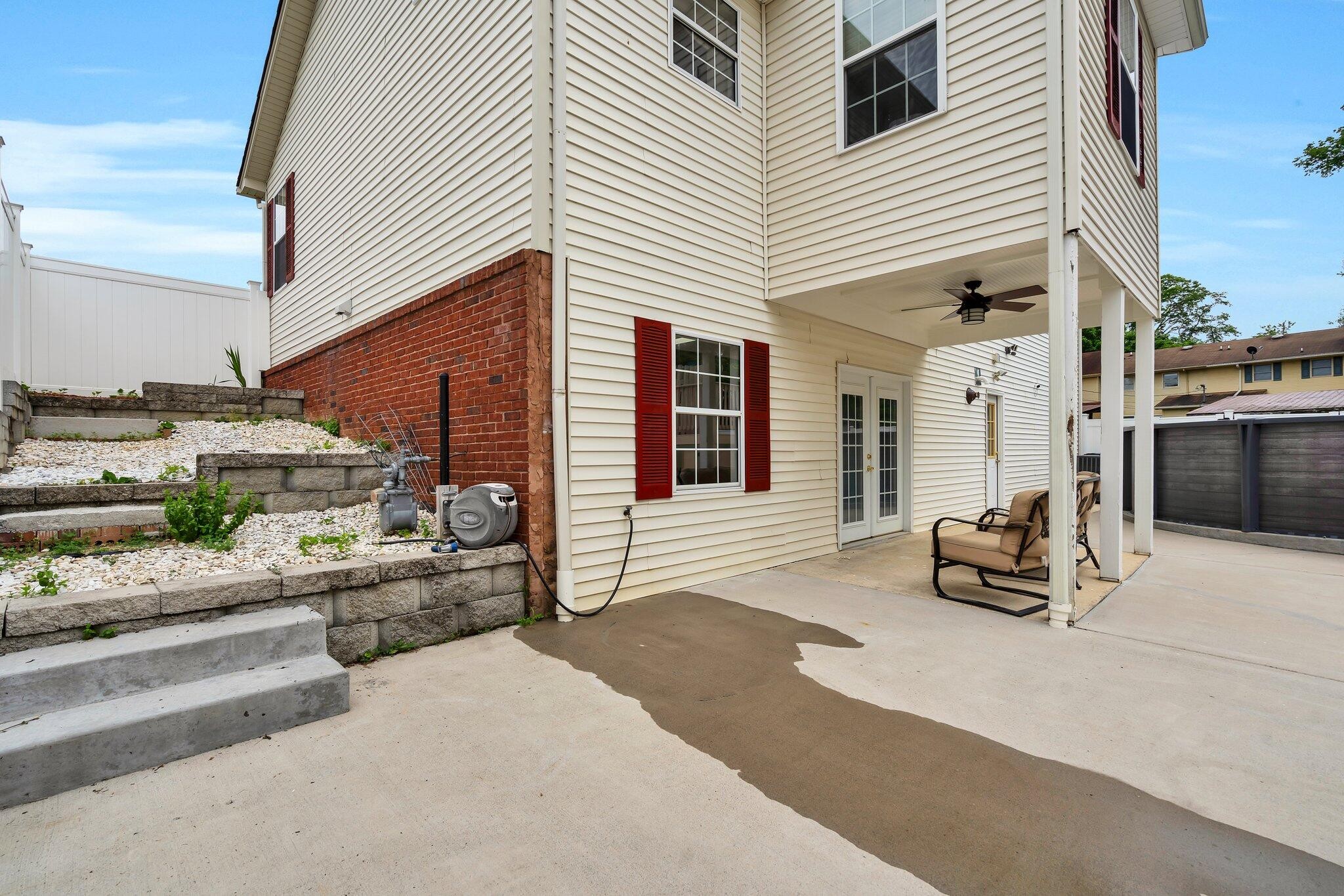 403 NW Barberry Drive