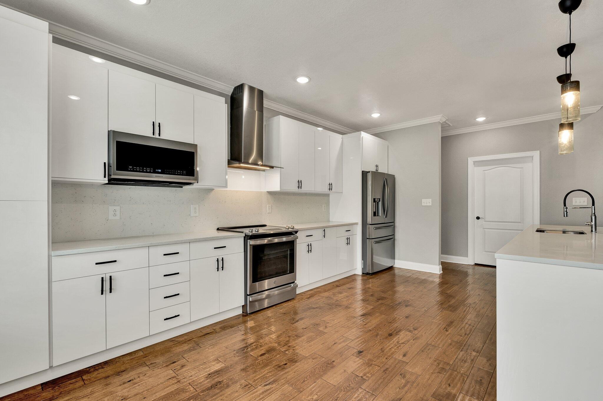 375 Talons Rdg Road, NW