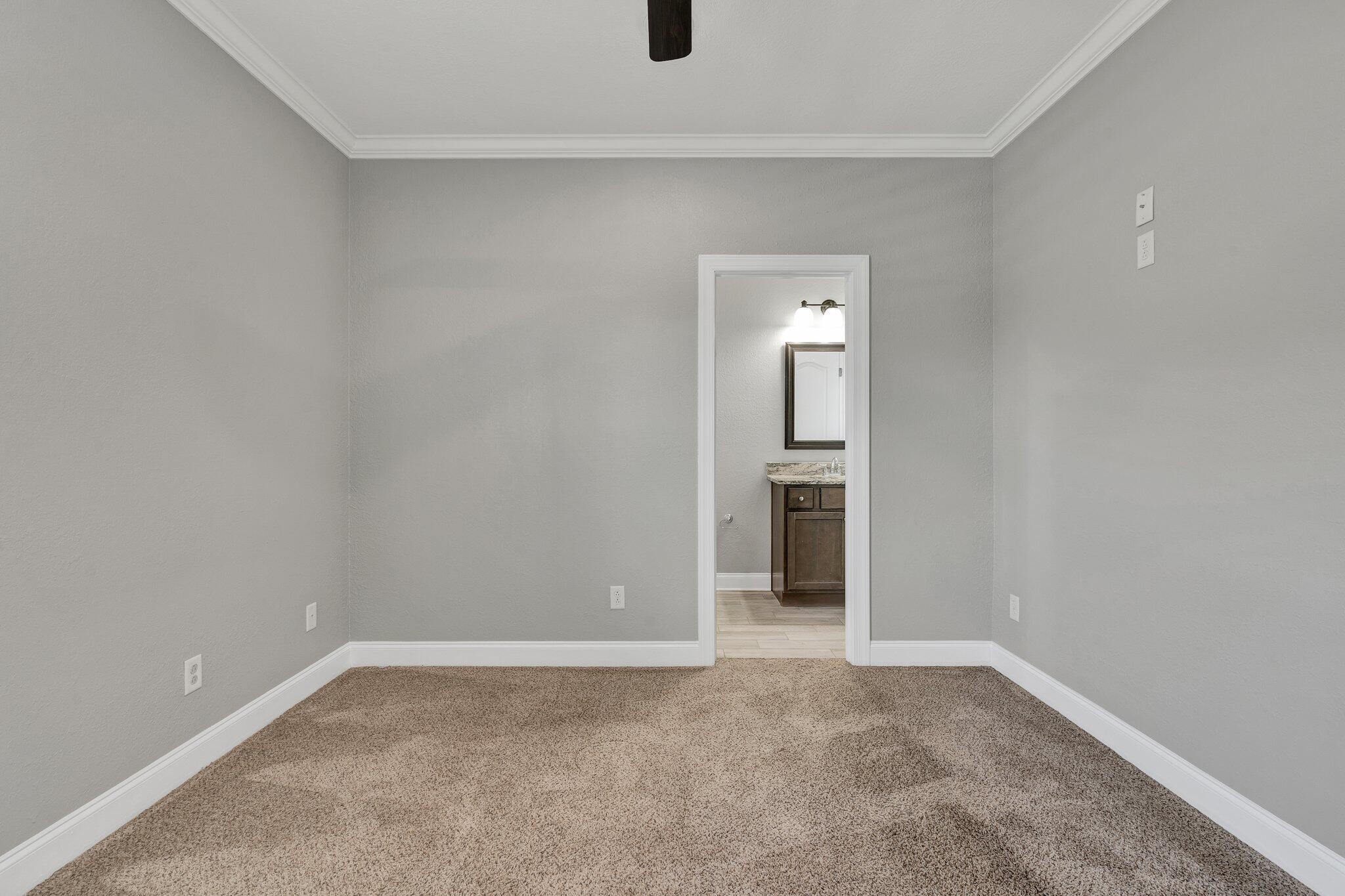 375 Talons Rdg Road, NW