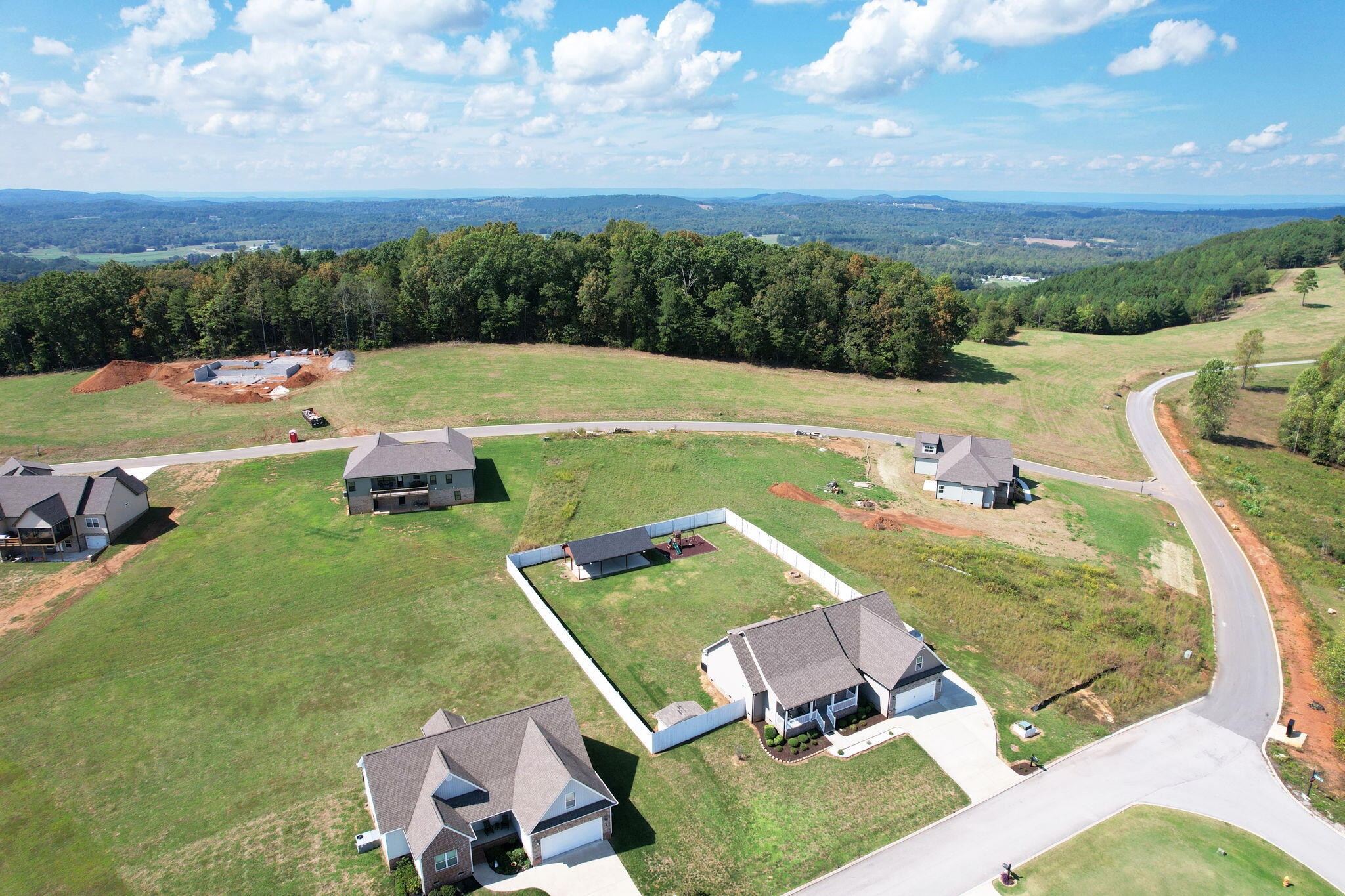 375 Talons Rdg Road, NW