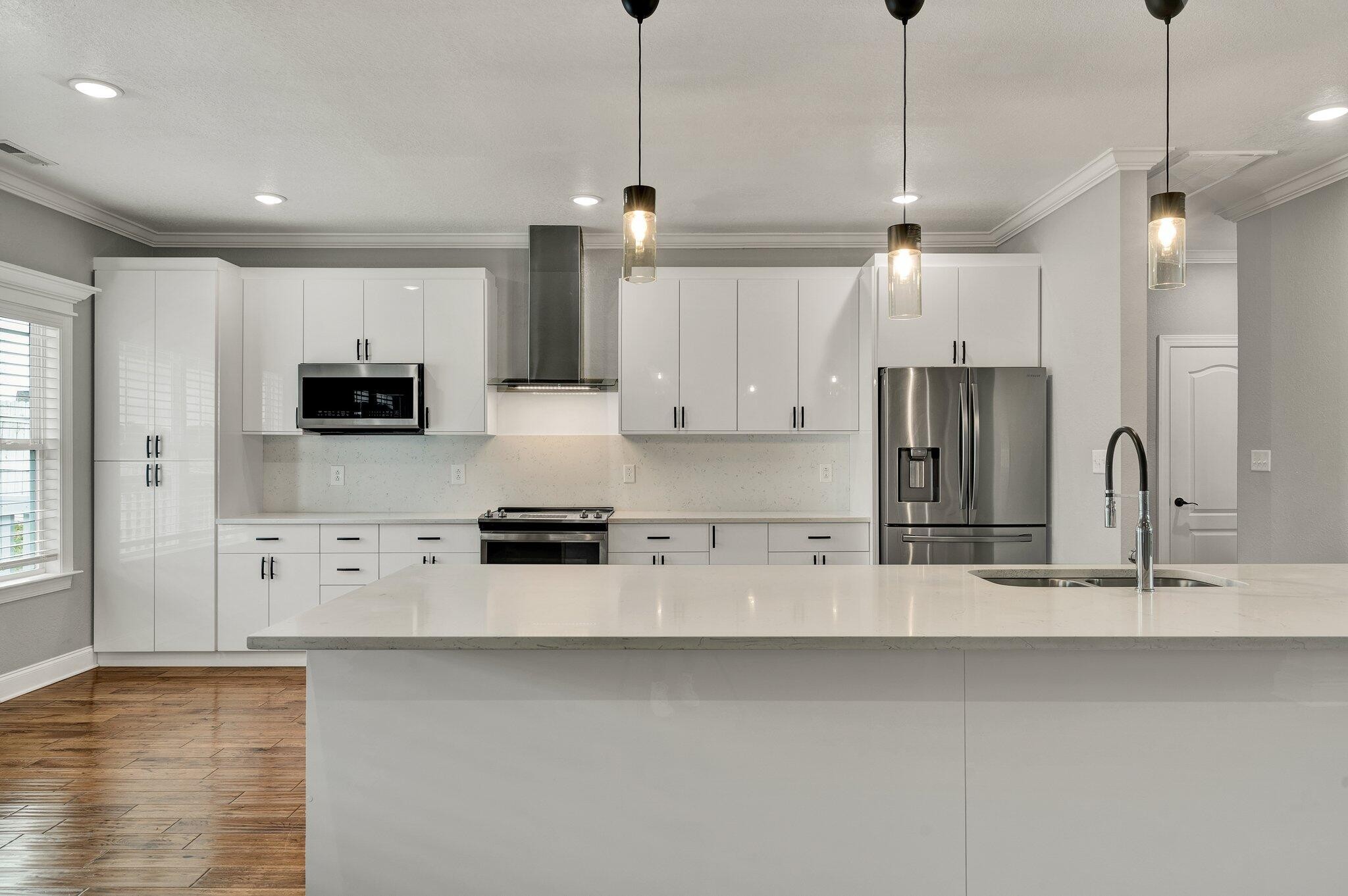 375 Talons Rdg Road, NW