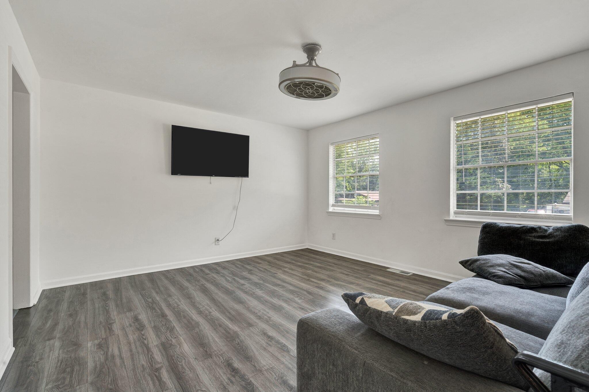 210 Bland Drive, NE
