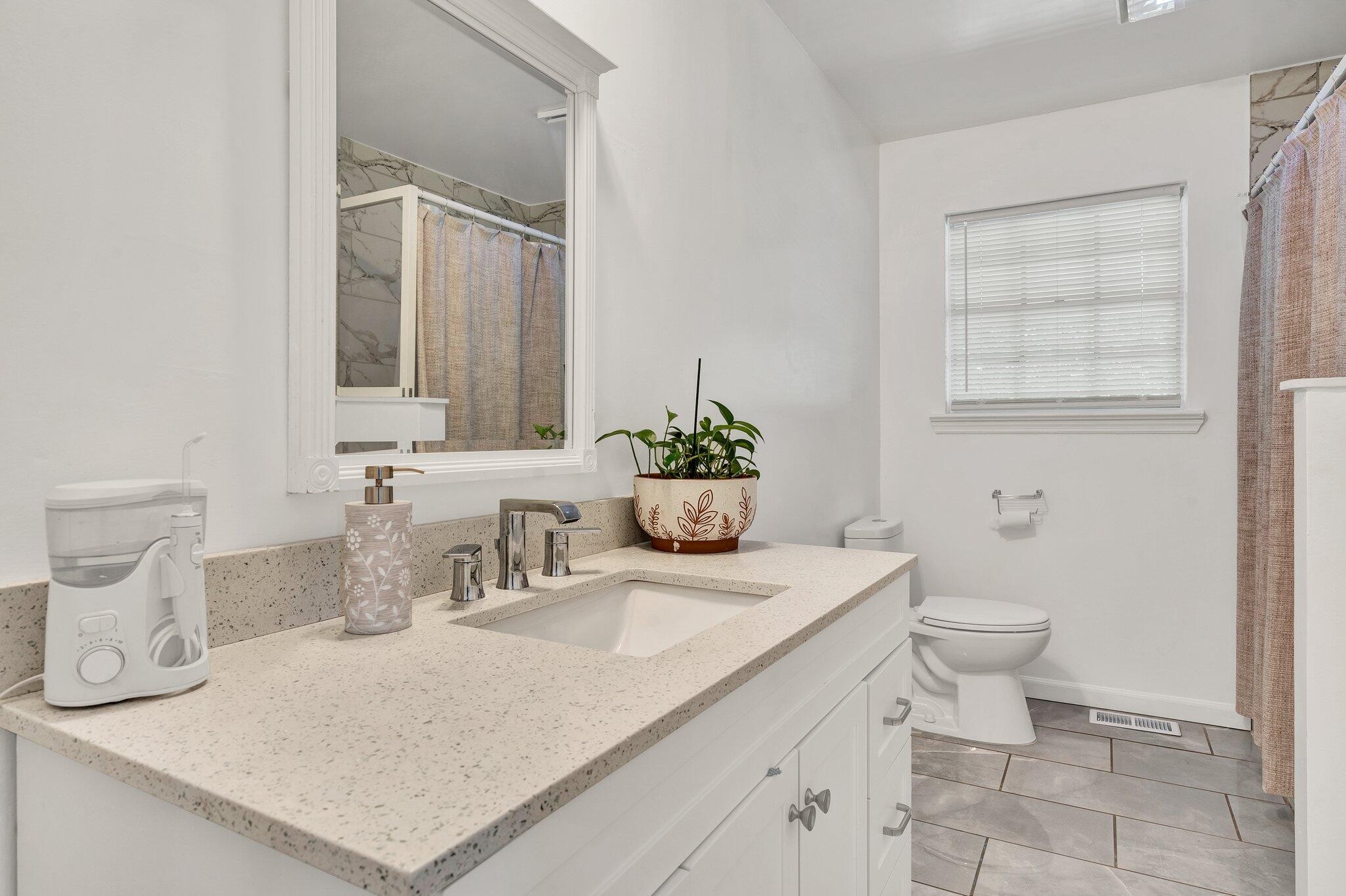 210 Bland Drive, NE