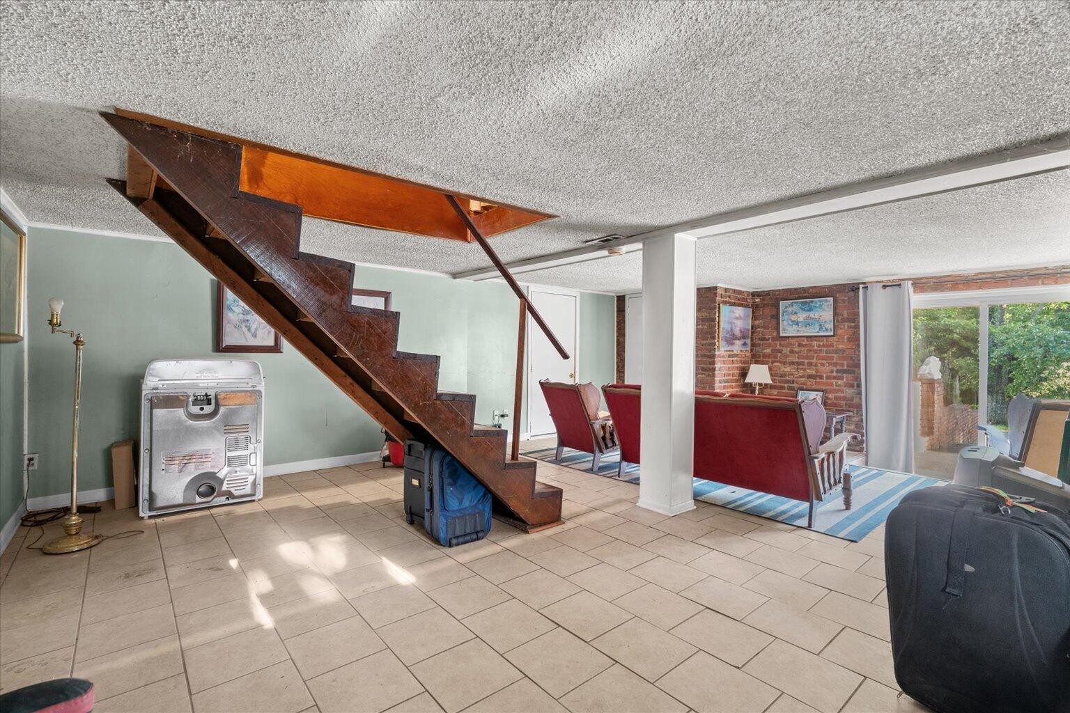 1339 Cloverdale Circle