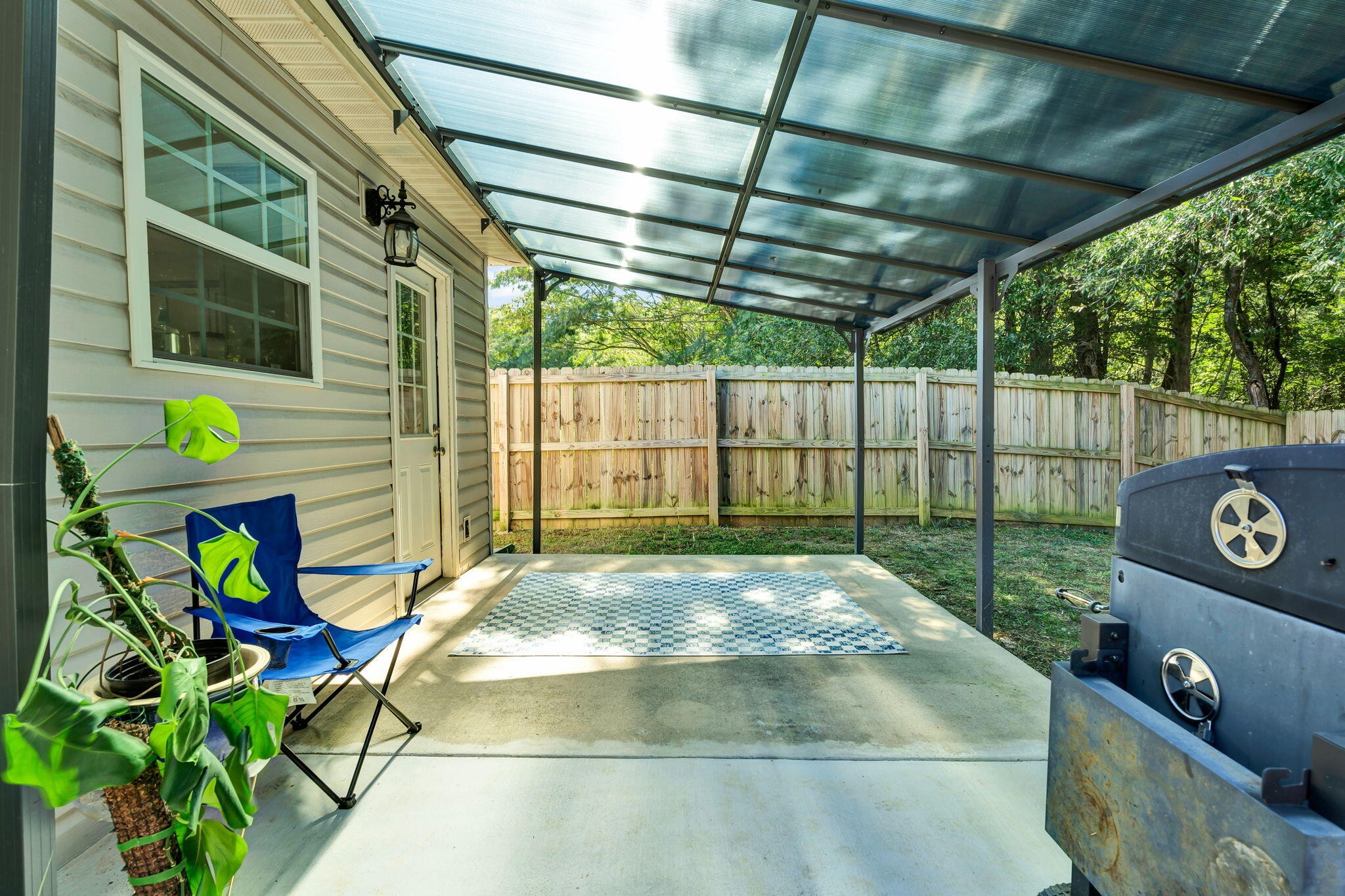 1604 Southernwood Drive