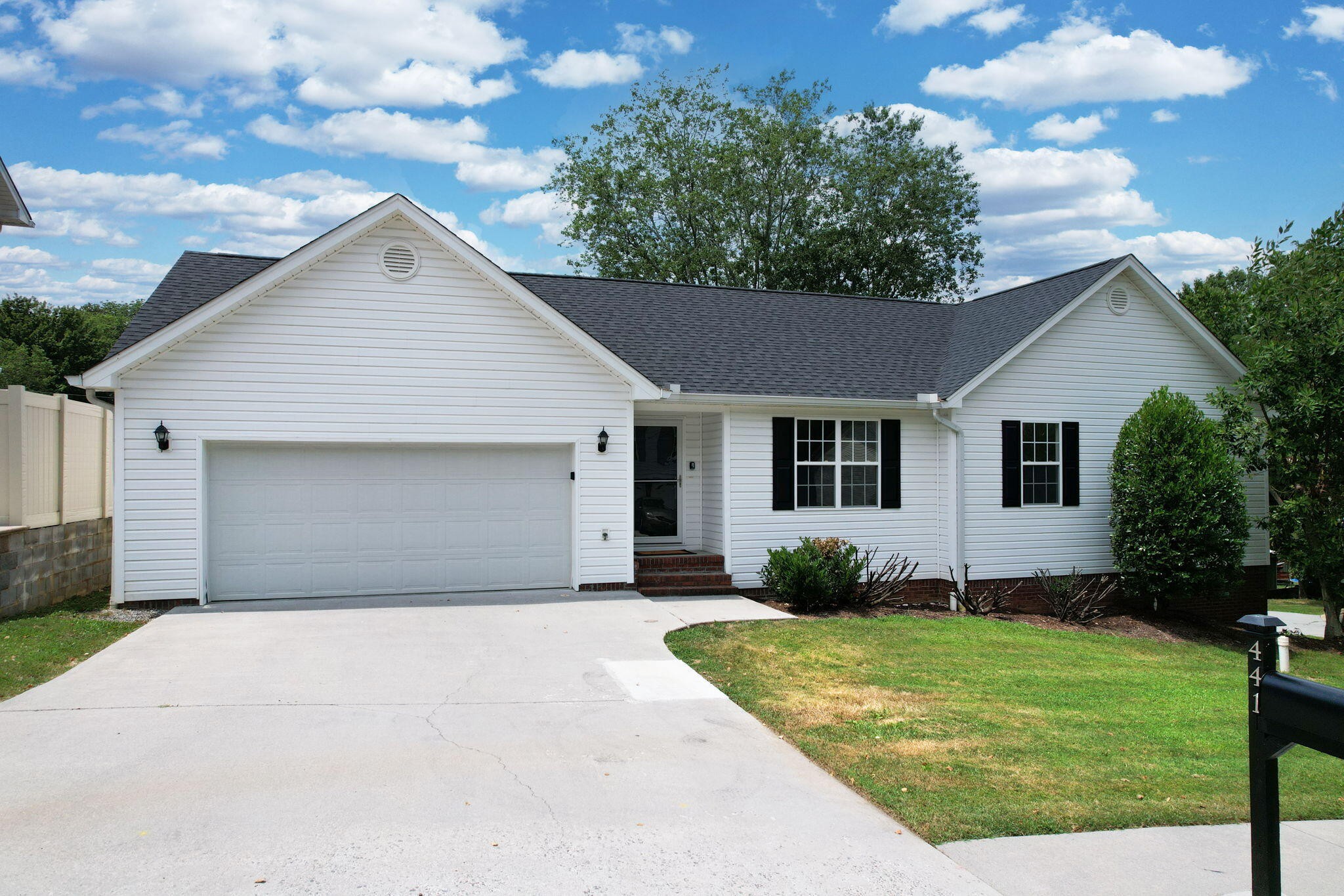 441 Barberry Drive, NW