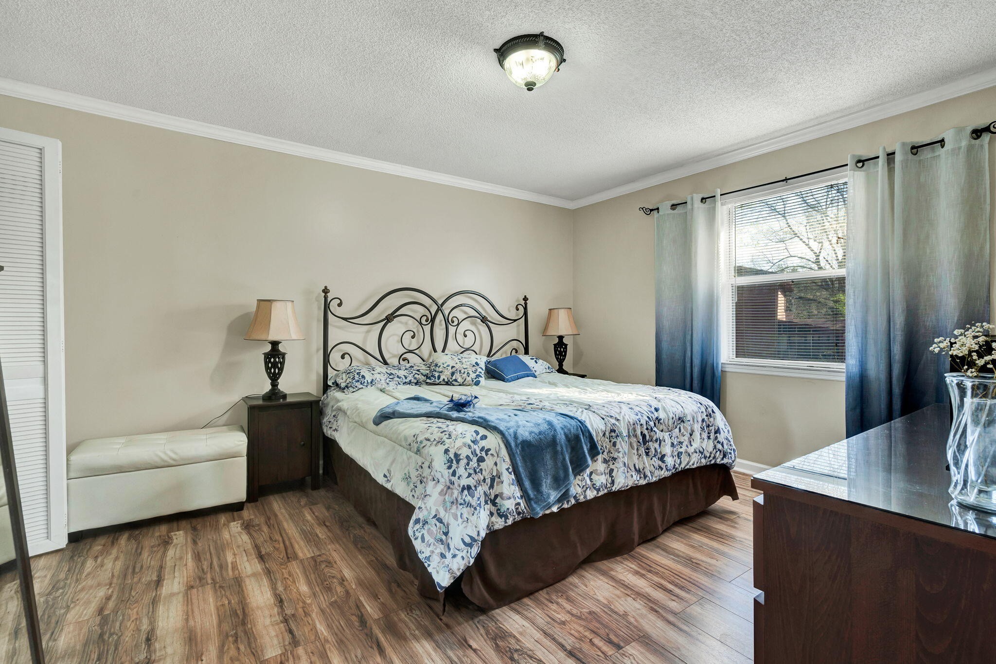 4934 Cindy Circle, NW