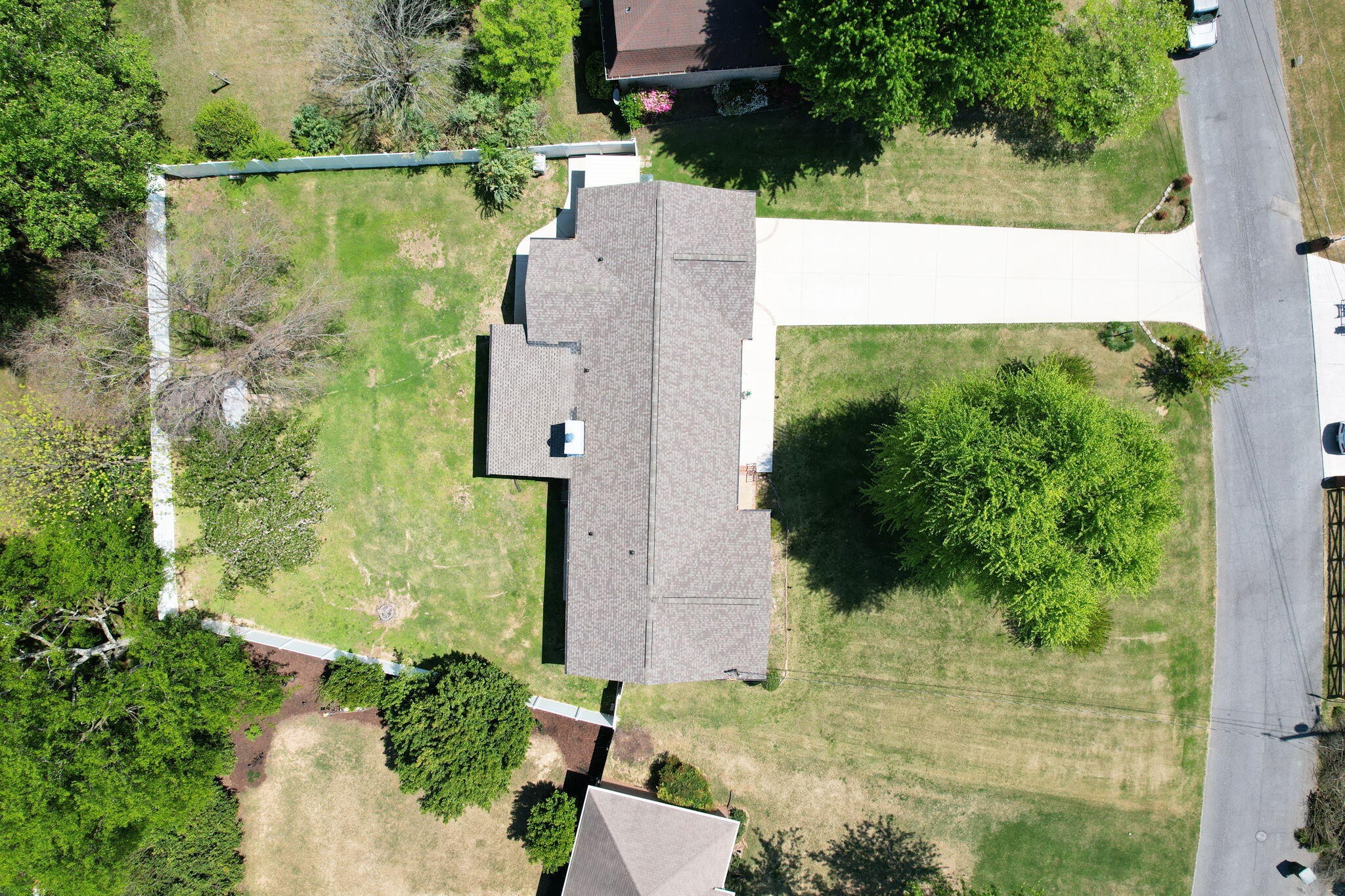 7011 Leslie Dell Lane