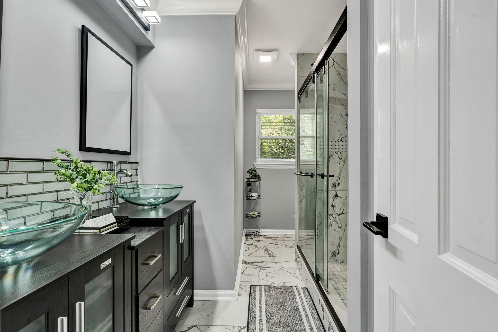 7011 Leslie Dell Lane