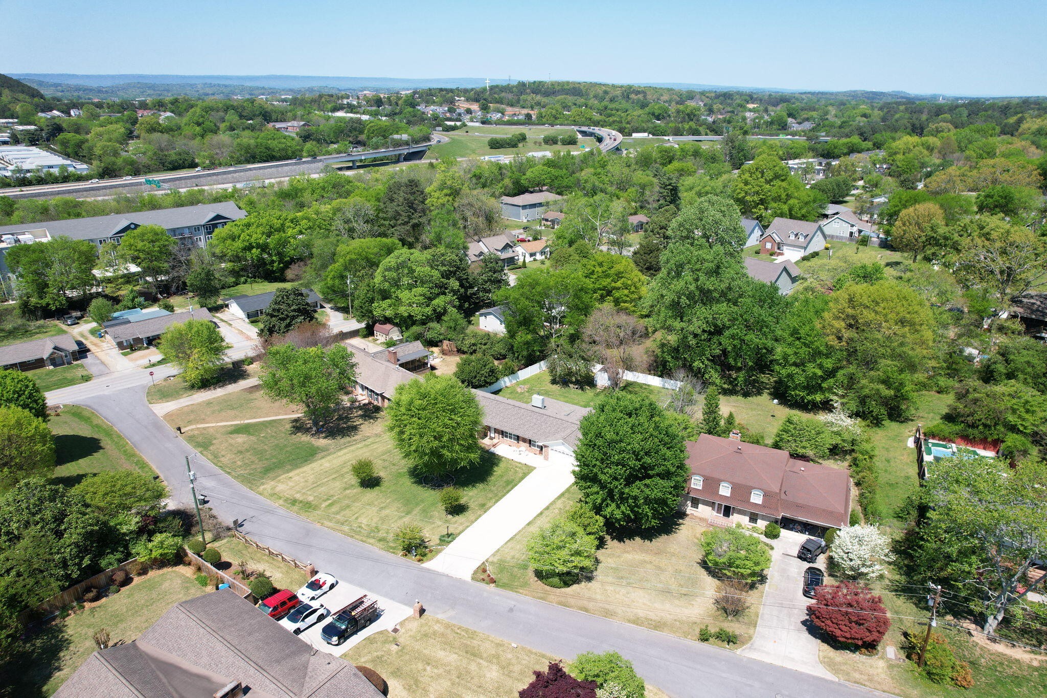 7011 Leslie Dell Lane
