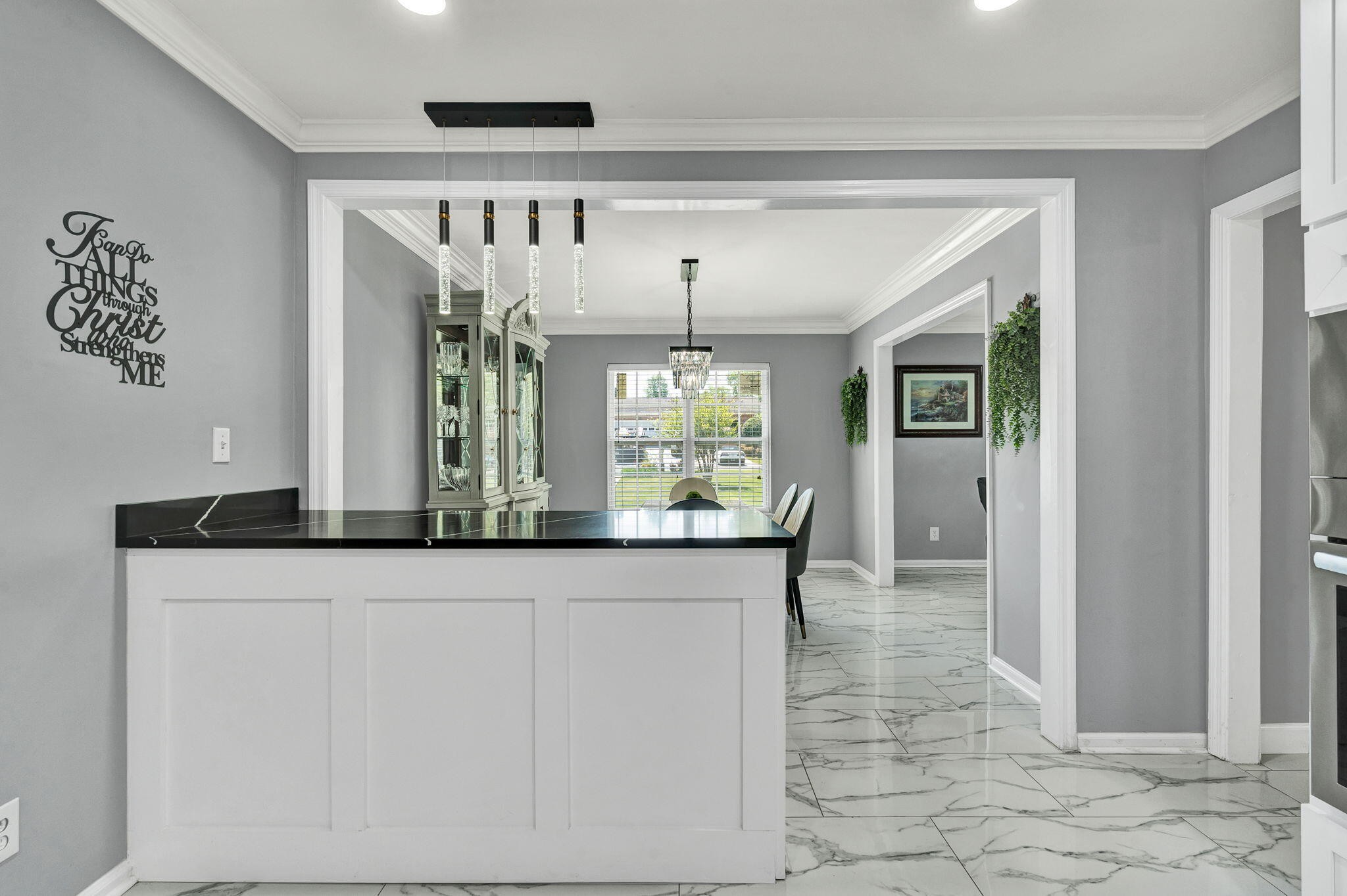 7011 Leslie Dell Lane