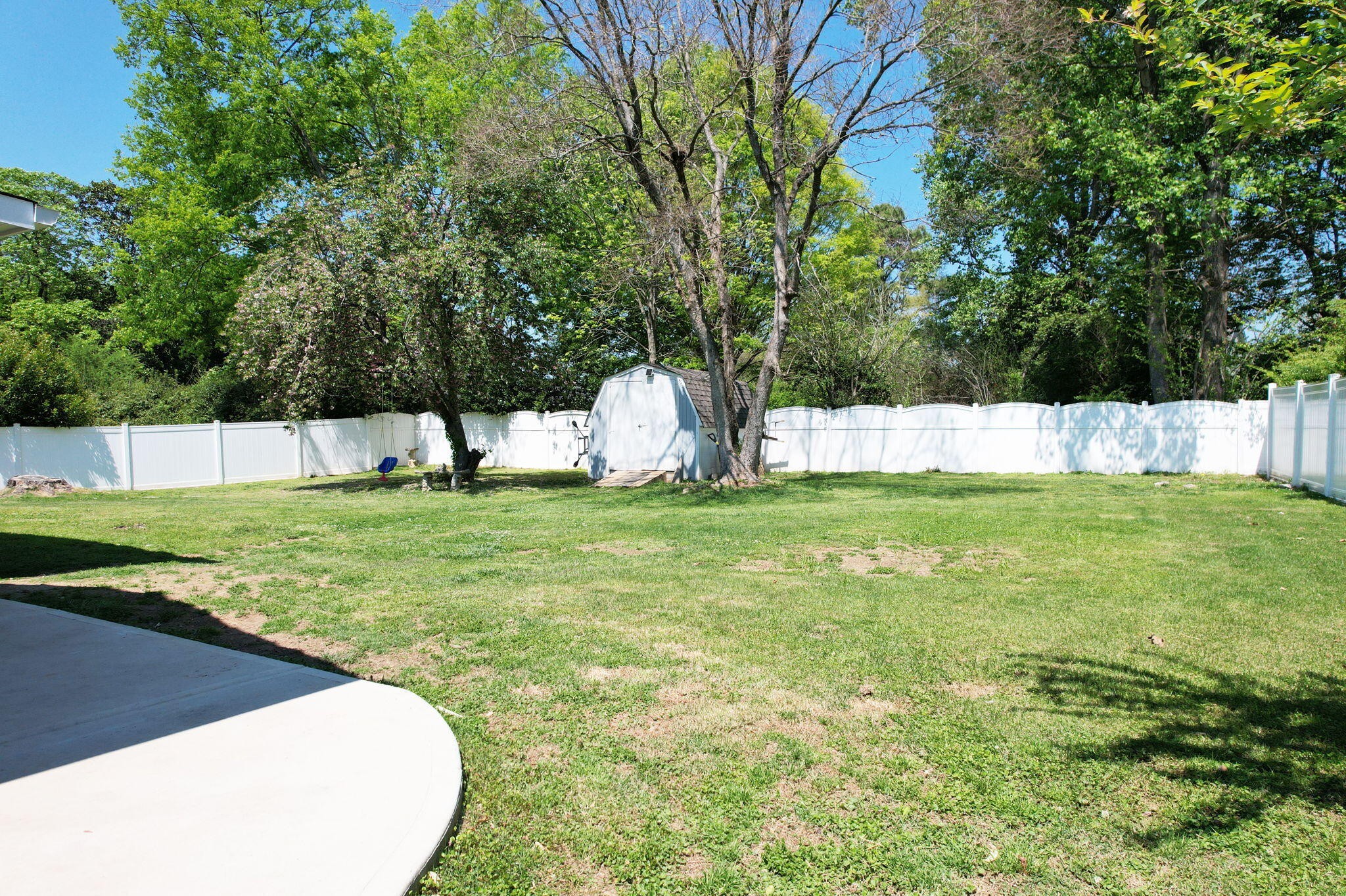 7011 Leslie Dell Lane