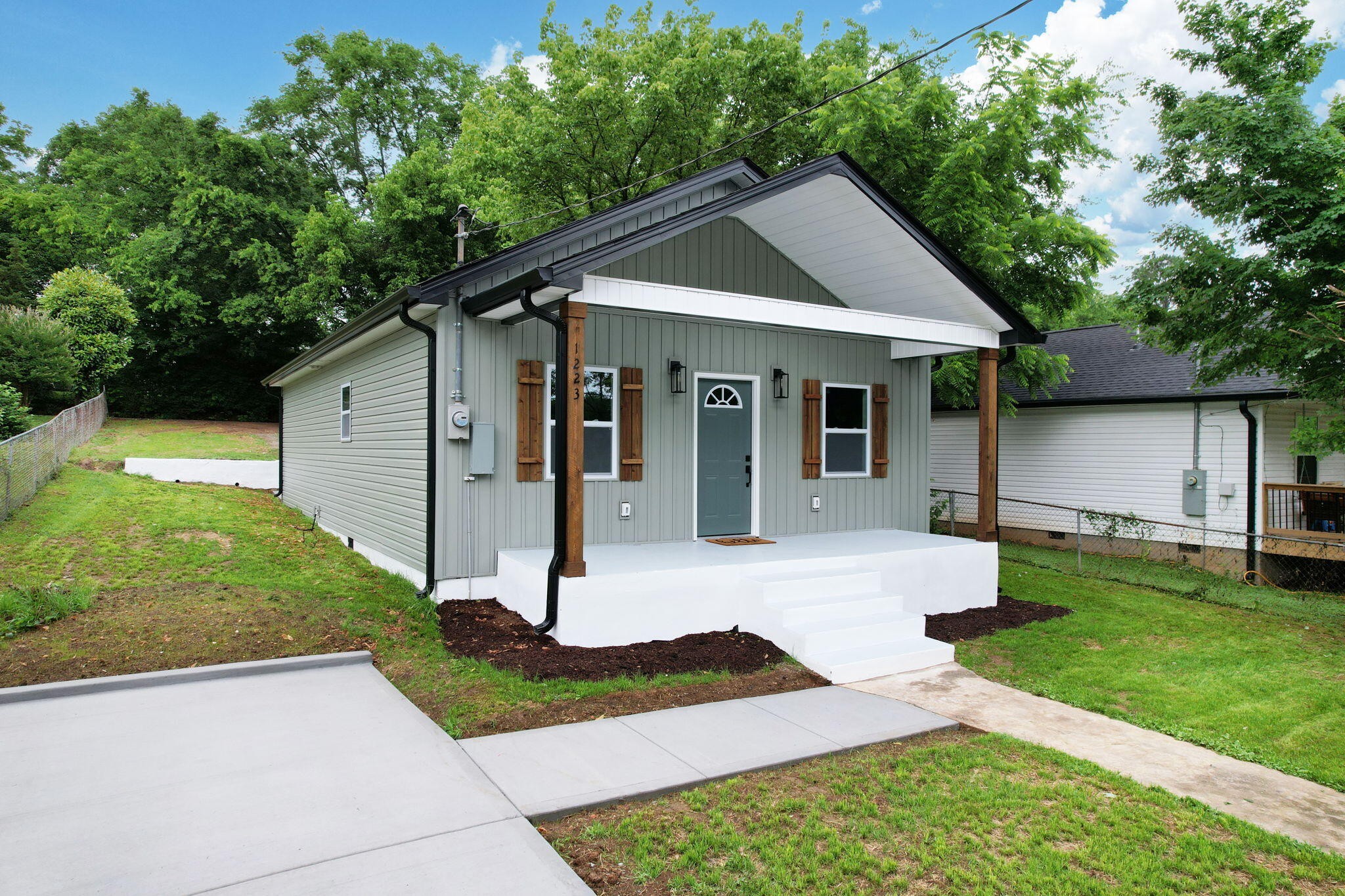 1223 SE King Edward Avenue, SE