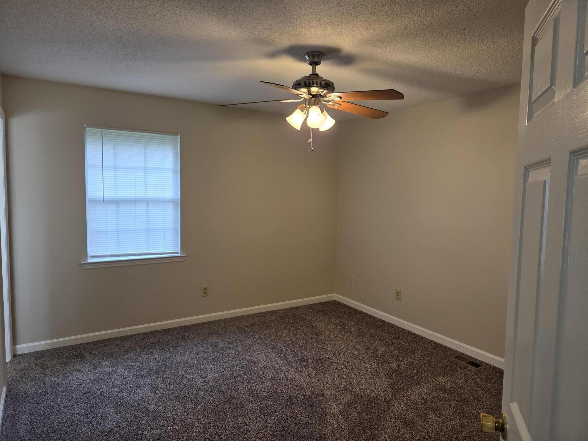 2830 Rogers Drive, SE