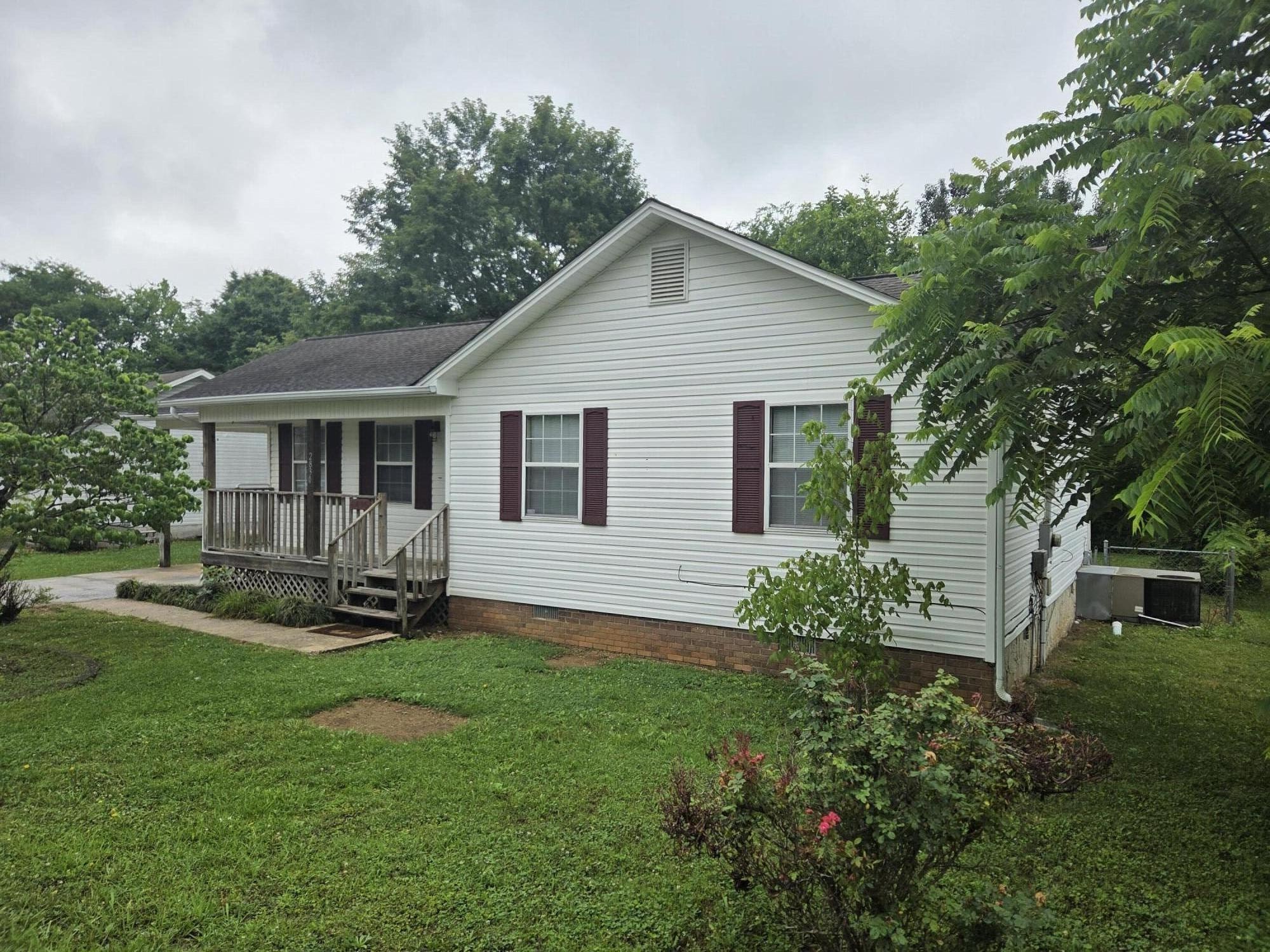 2830 Rogers Drive, SE