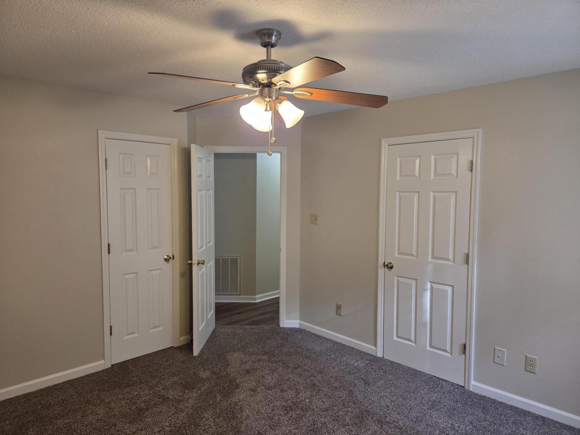 2830 Rogers Drive, SE