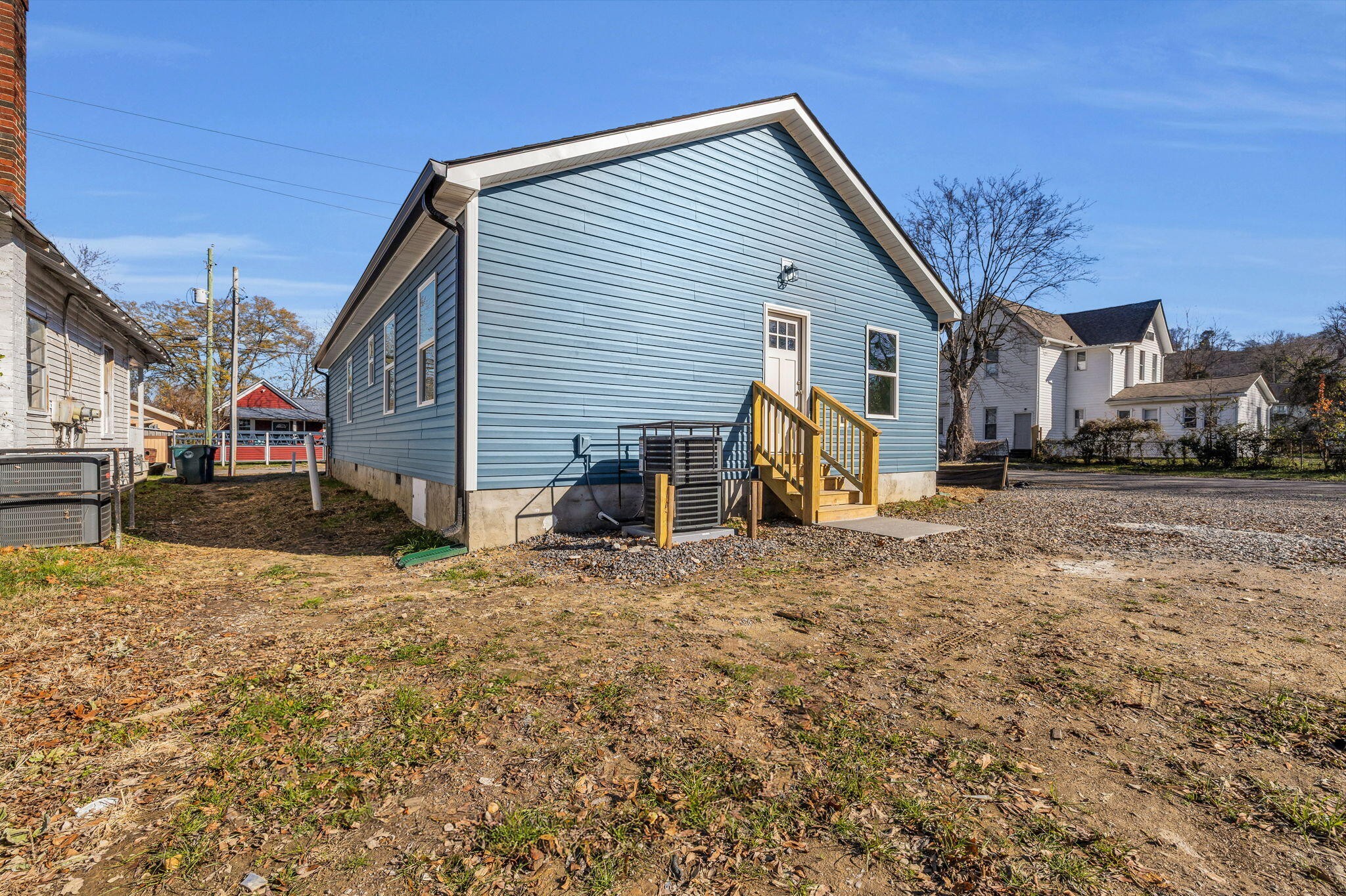 2812 E 46th Street