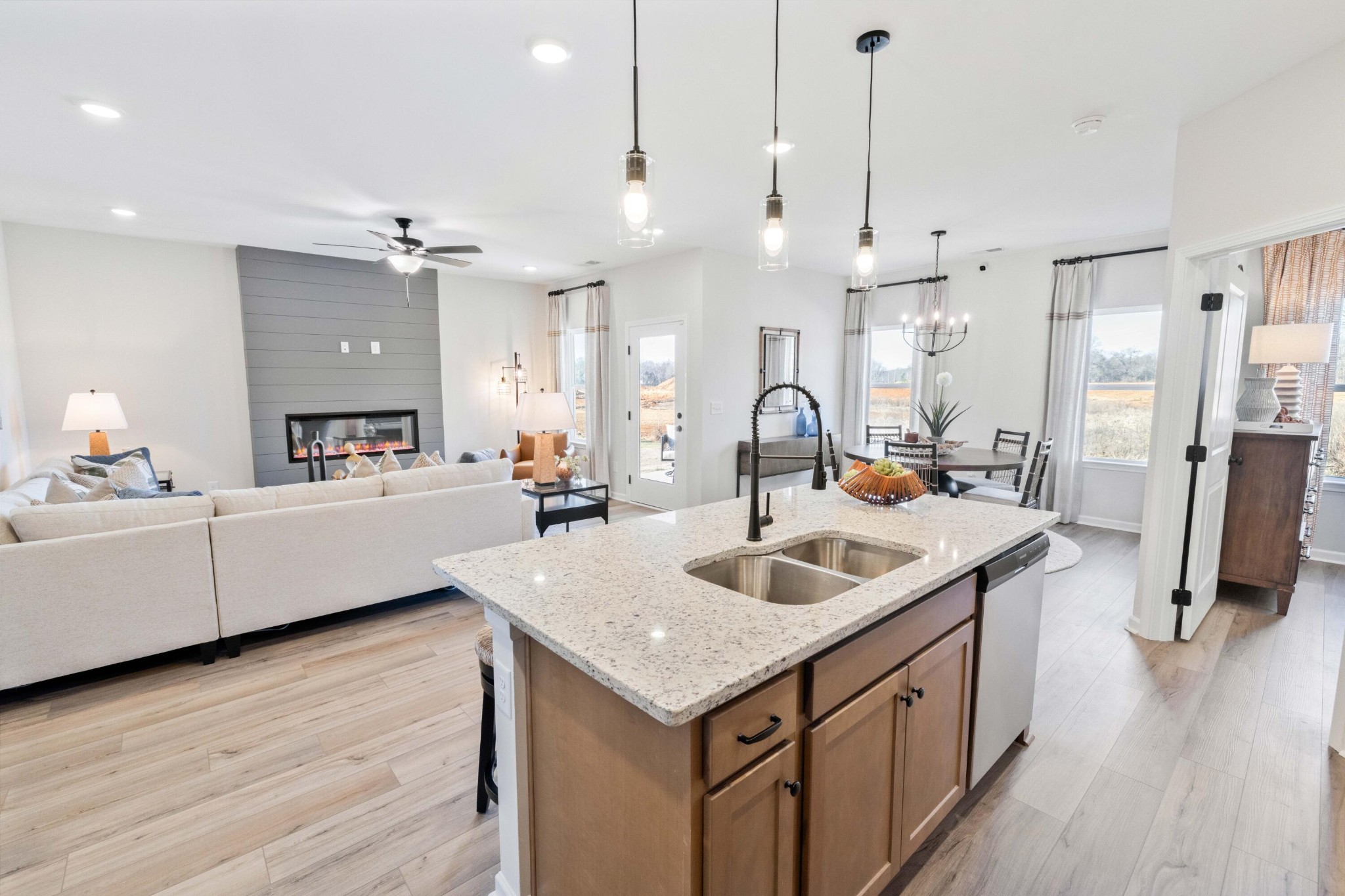 1432 Centerstone Lane