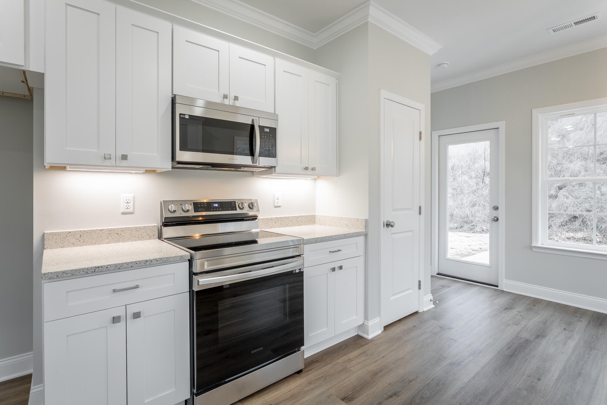 347 Bellingham Drive, NE