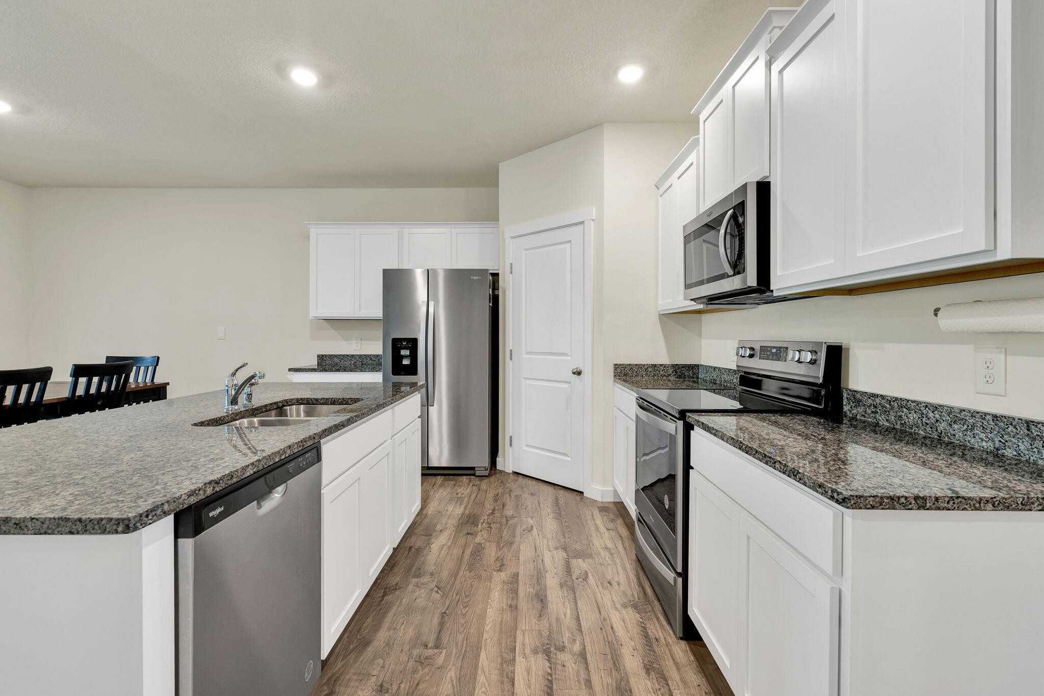 4331 Lone Oak Trail