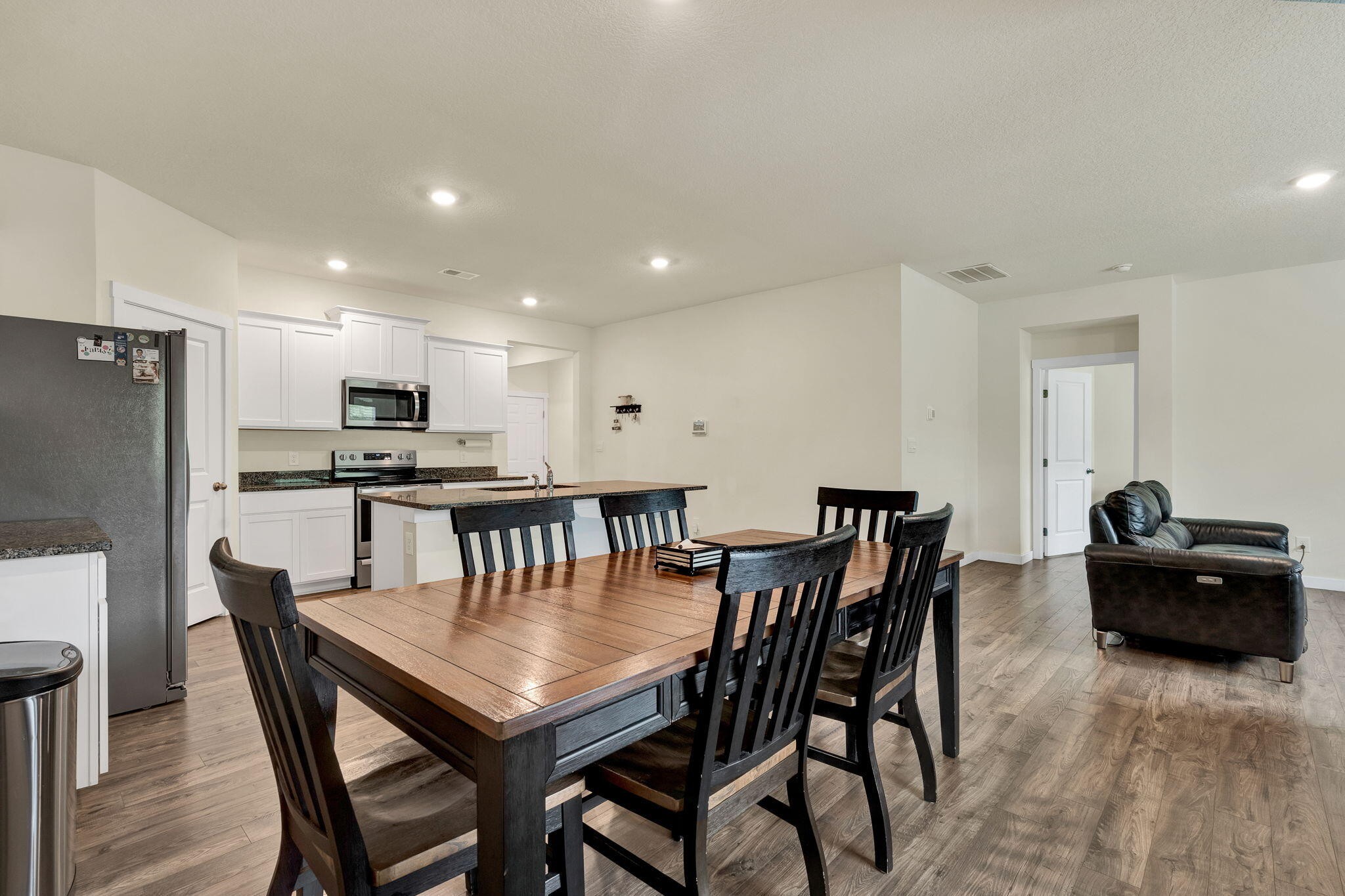 4331 Lone Oak Trail