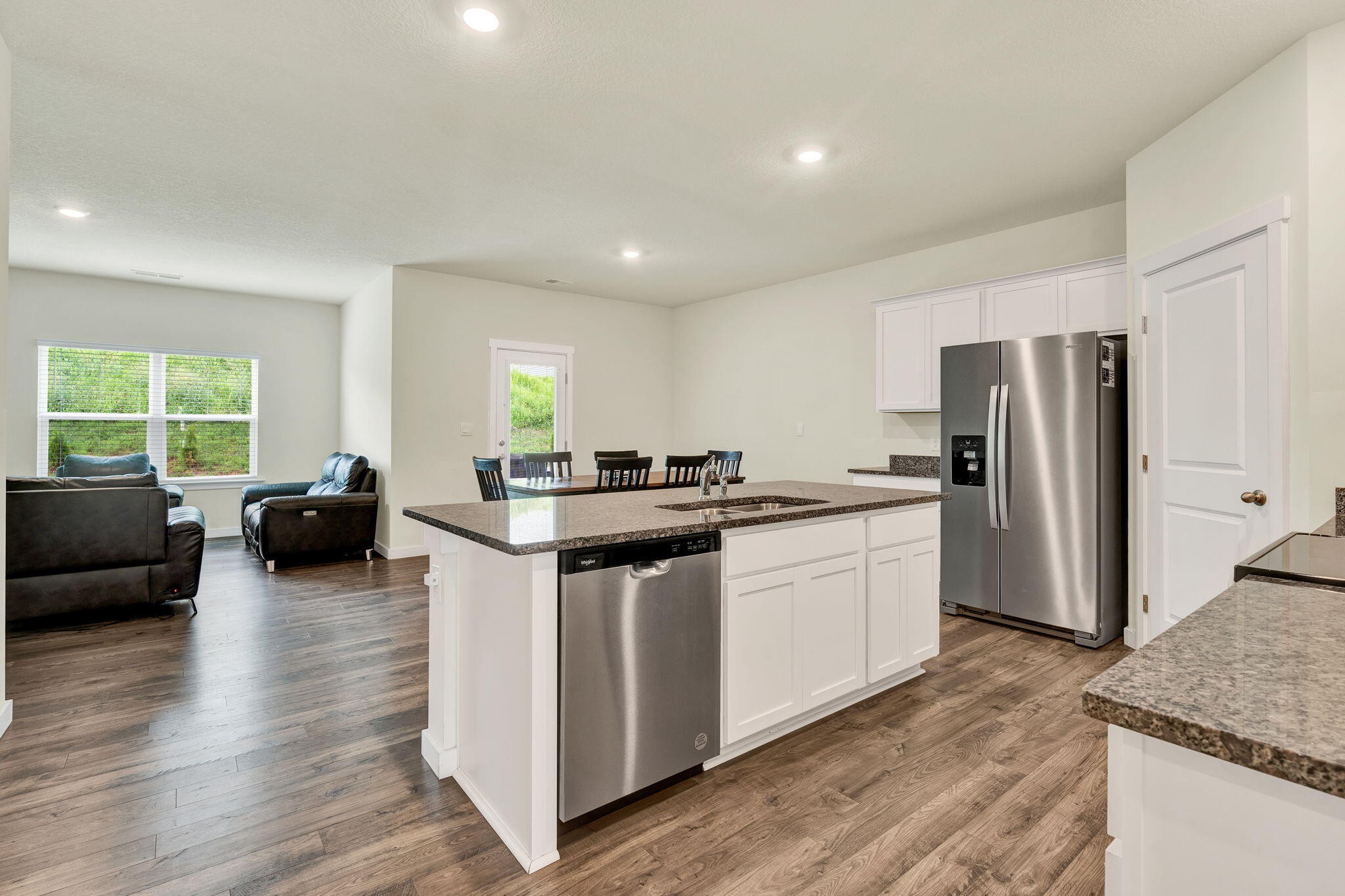4331 Lone Oak Trail