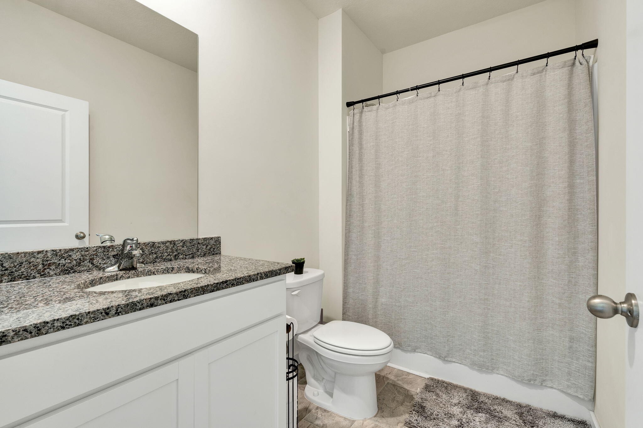 4331 Lone Oak Trail