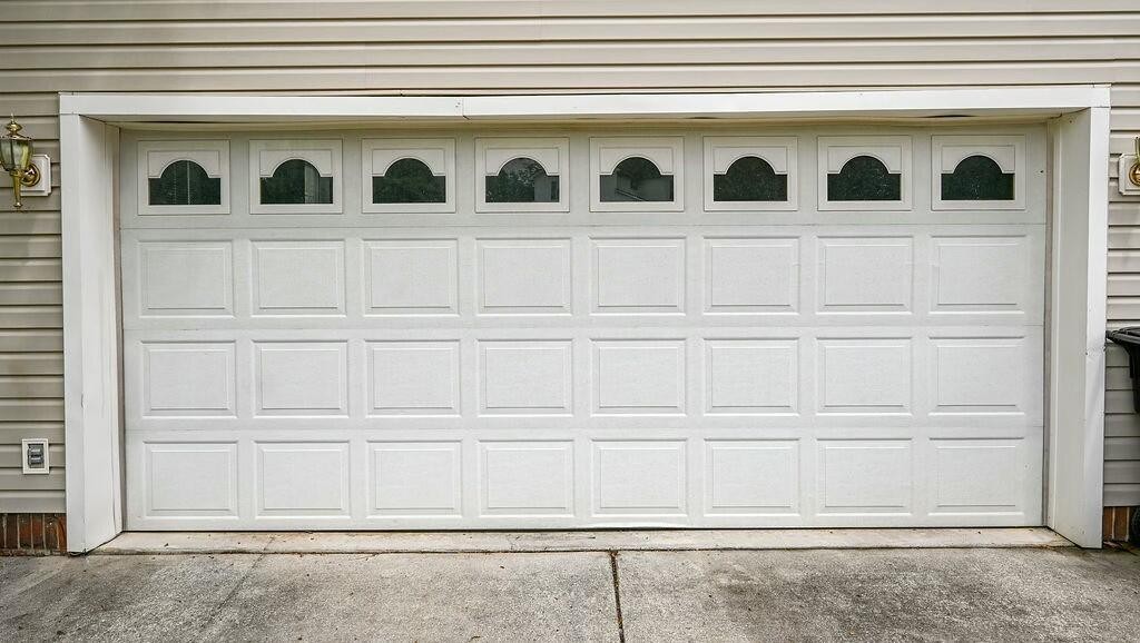 192 English Oaks Drive, NE