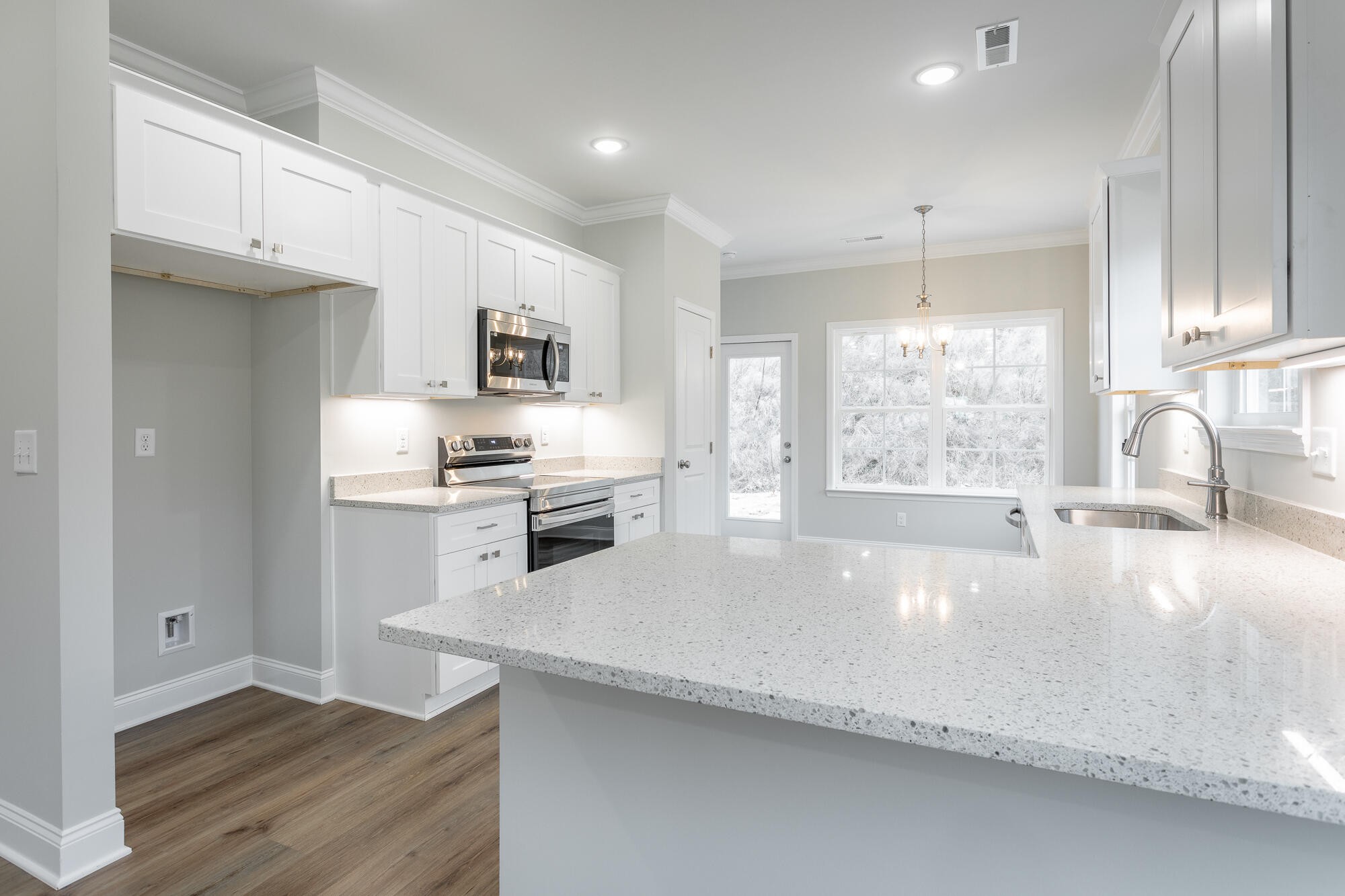 347 NE Bellingham Drive Unit: 33d
