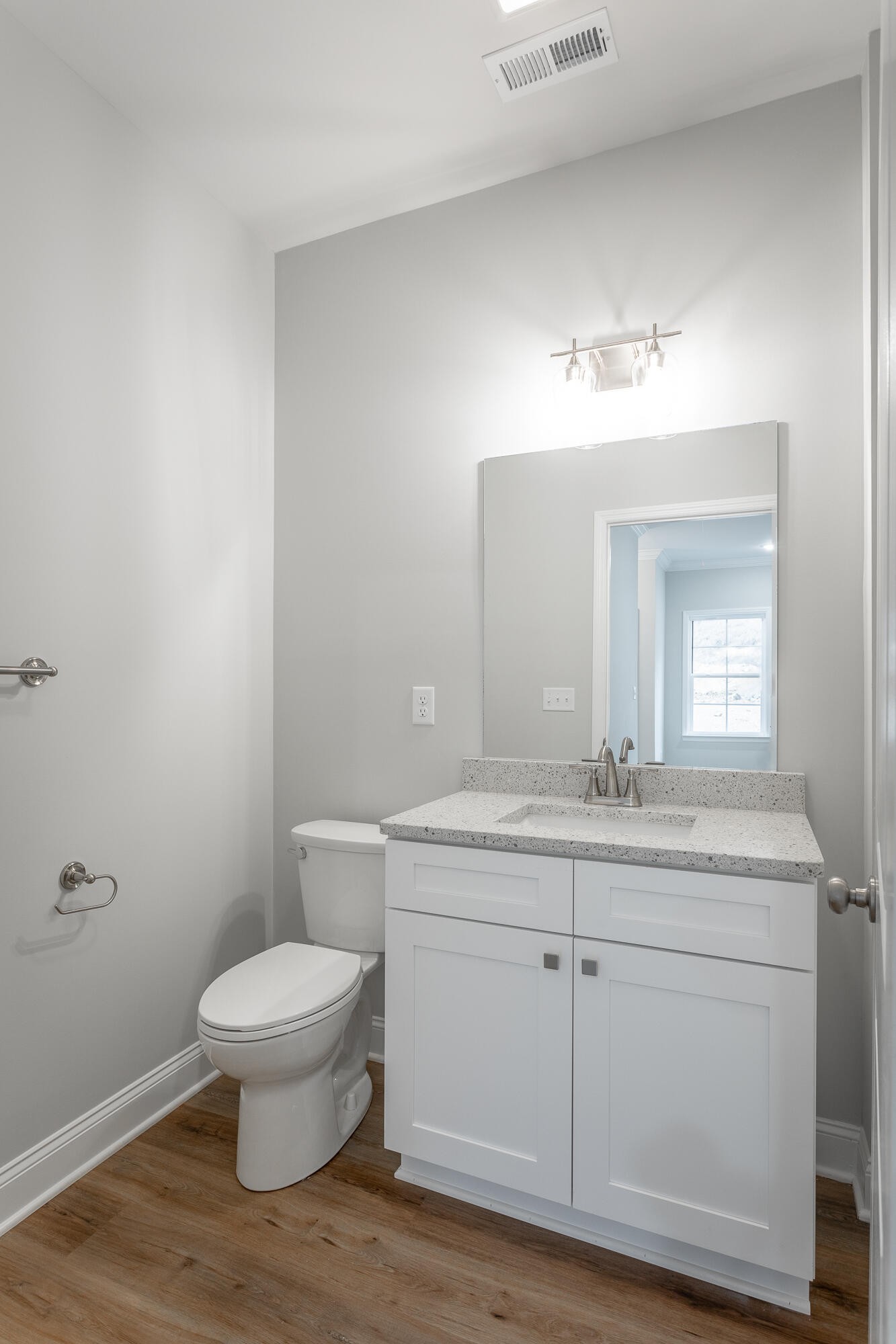 347 NE Bellingham Drive Unit: 33d