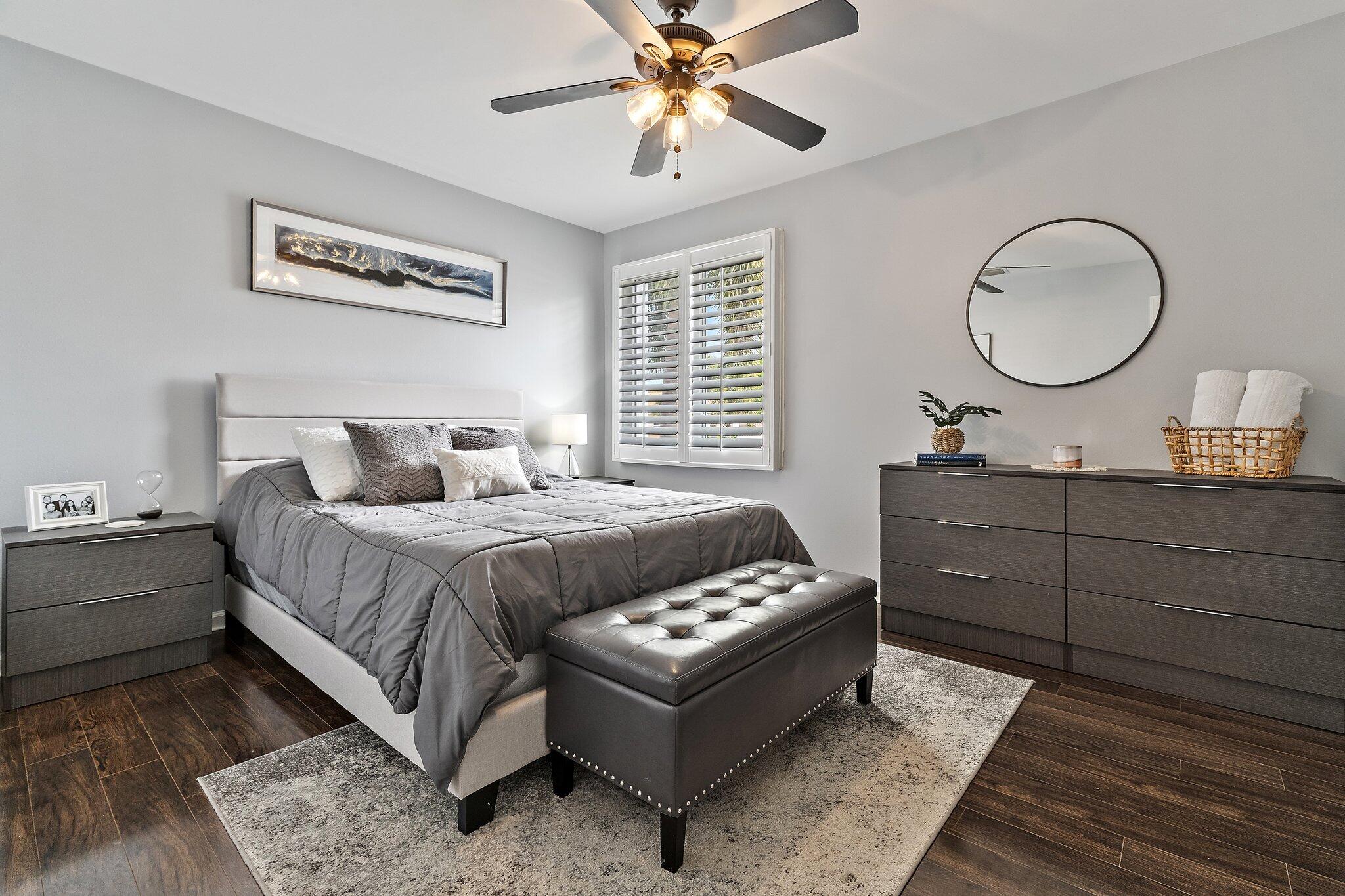 463 Woodview Circle