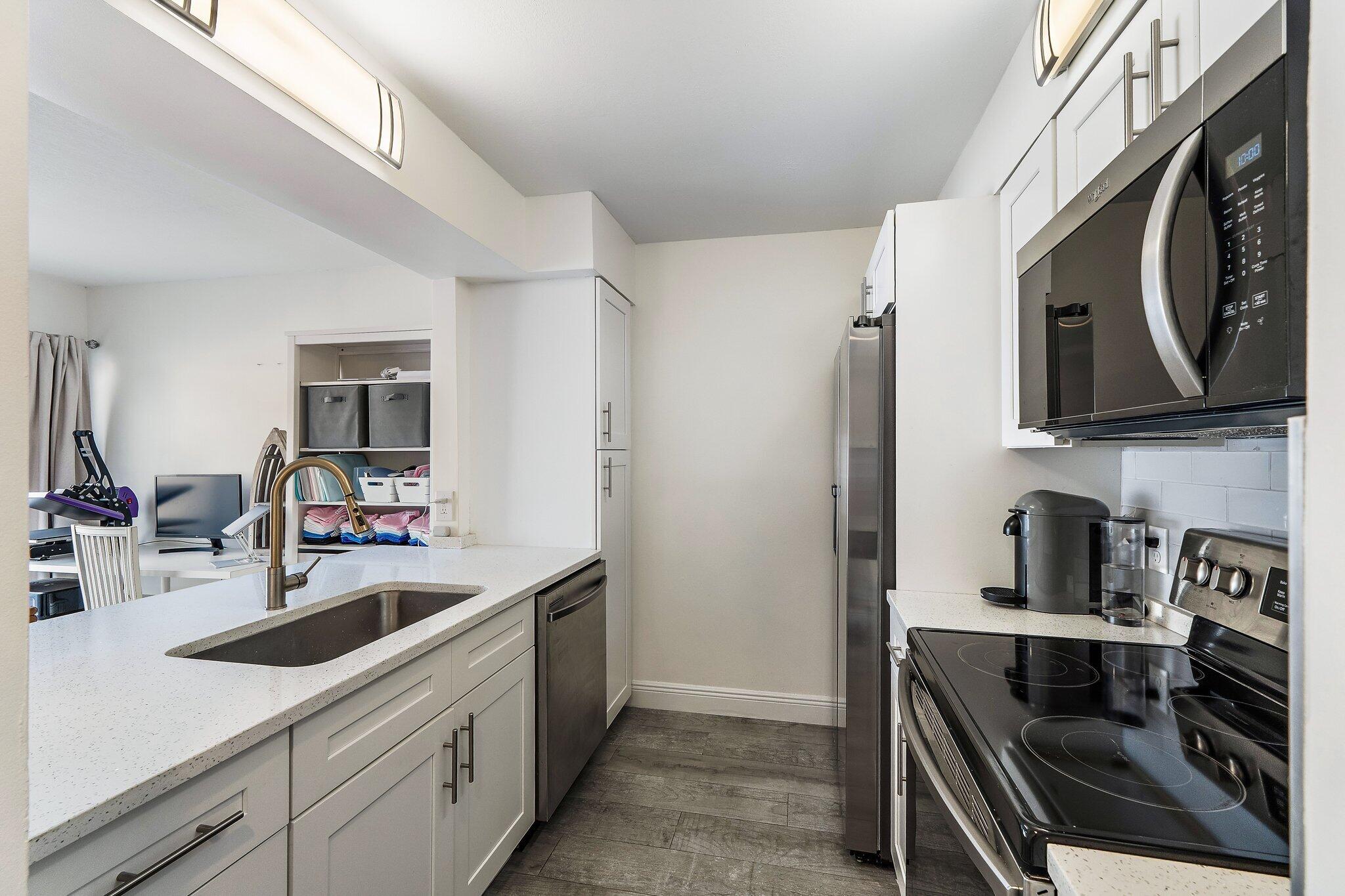 6343 Riverwalk Lane 3
