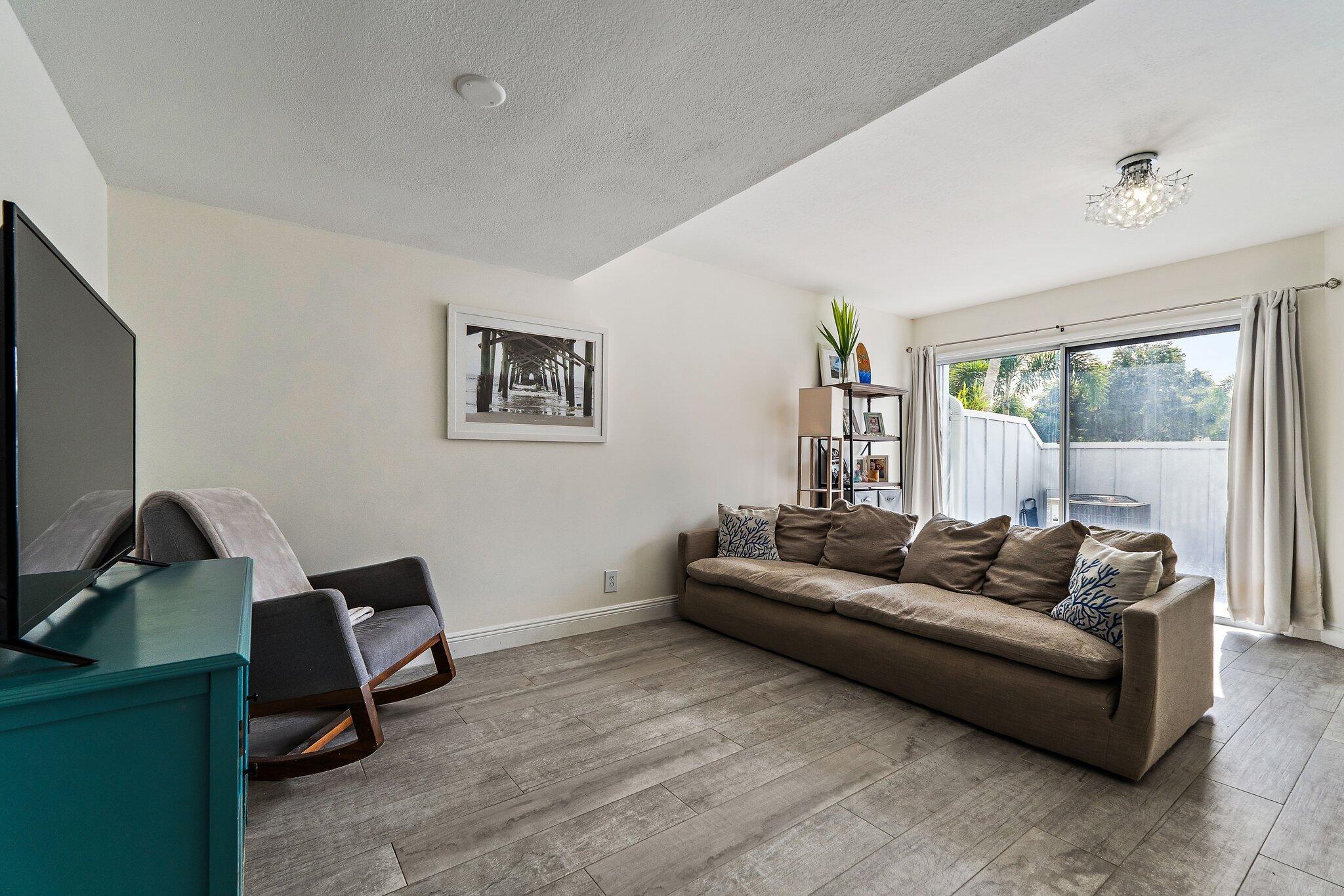 6343 Riverwalk Lane 3
