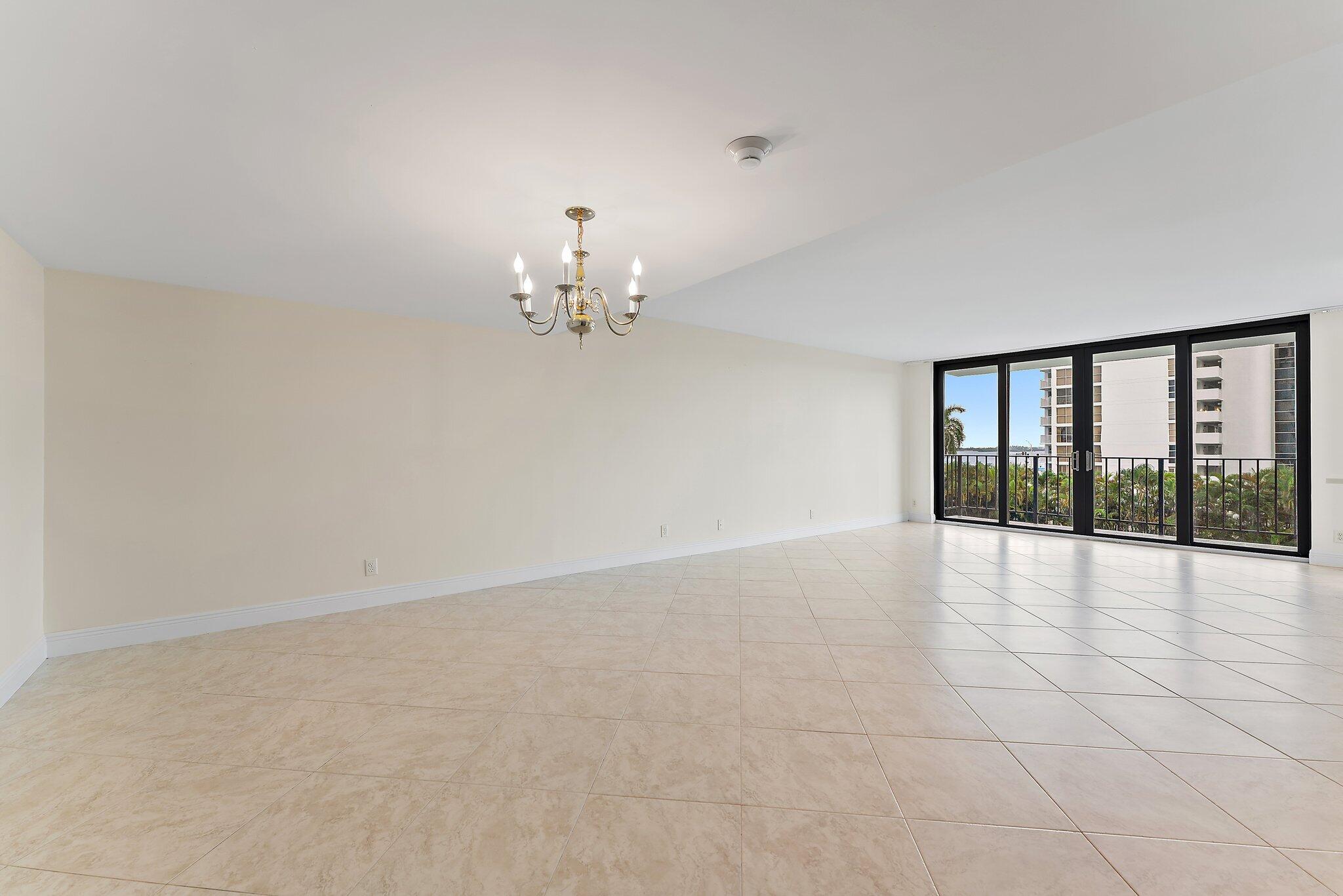 3800 Washington Road 405