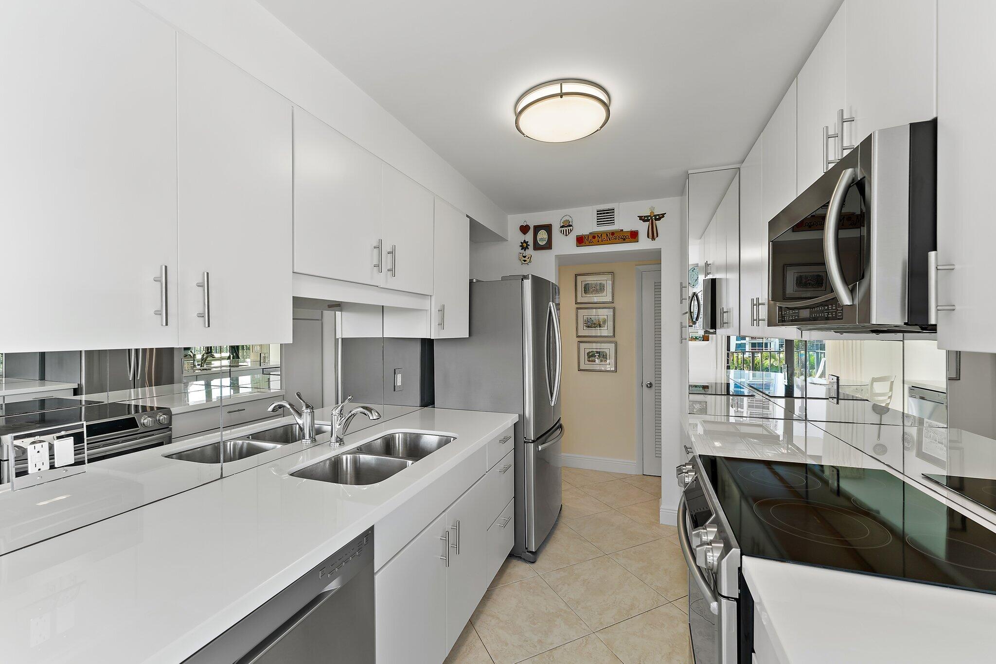 3800 Washington Road 405